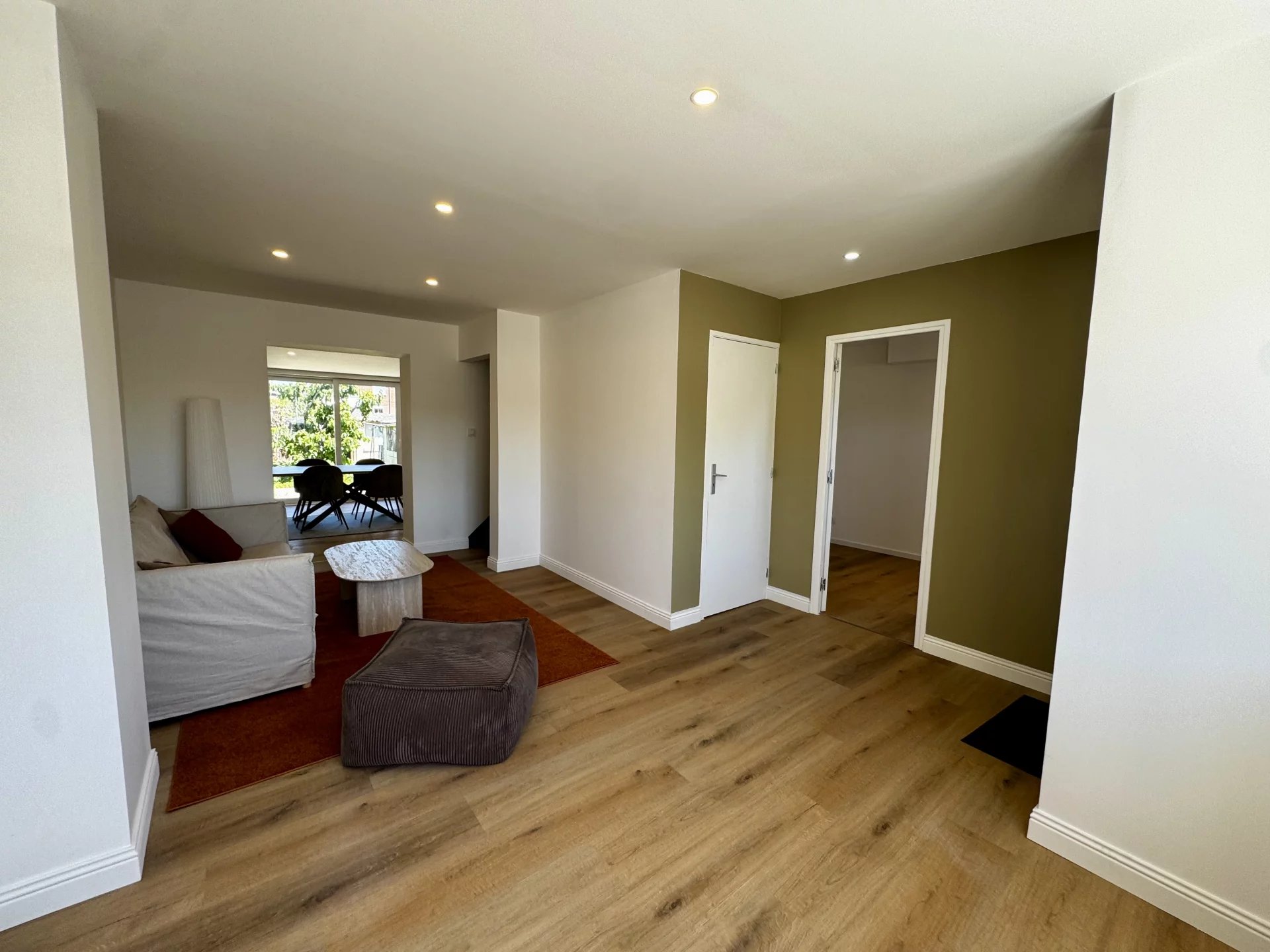 Maison GMF rénovée 3 chambres avec garage - Semi plain-pied
