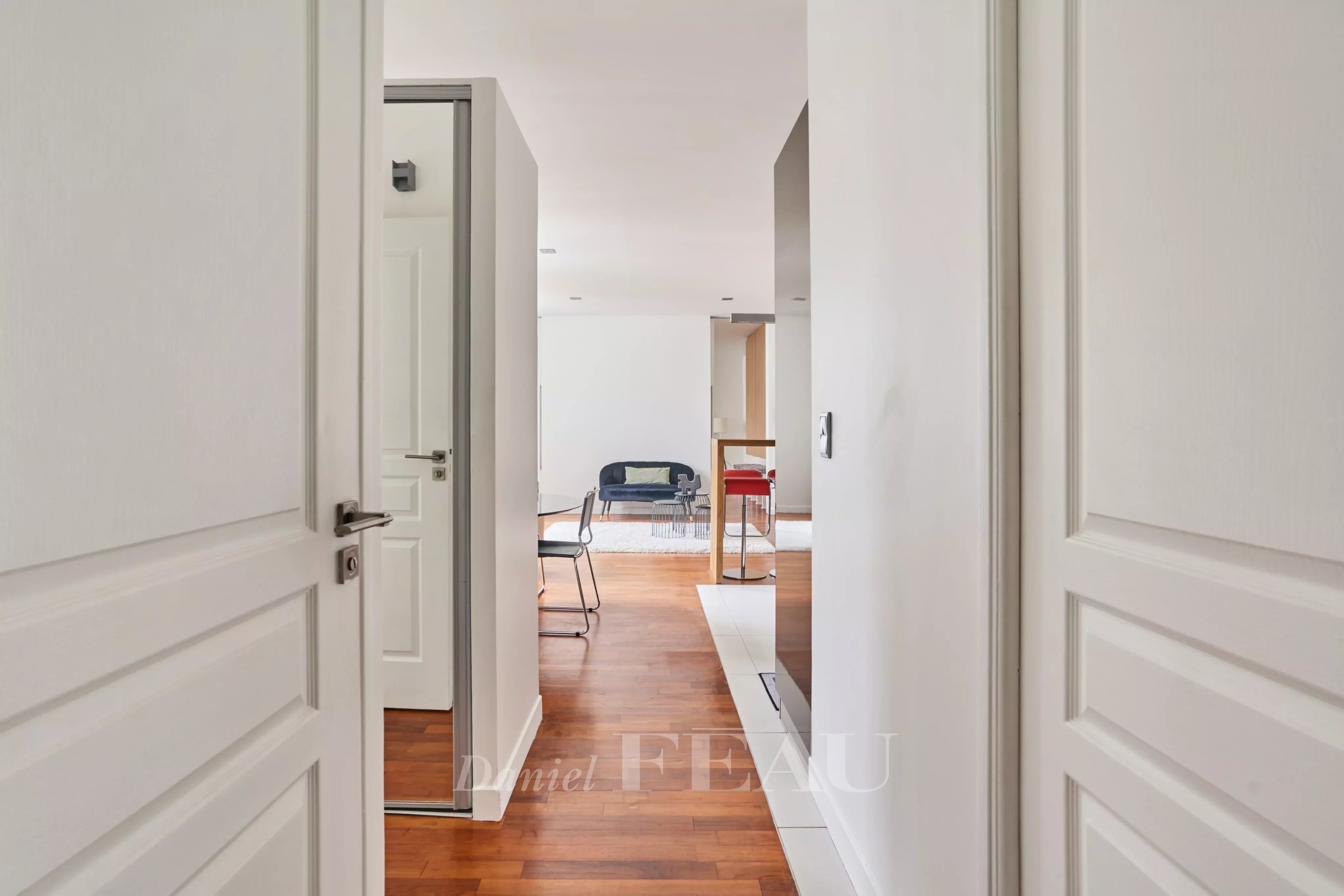 Sale Apartment Paris 16th