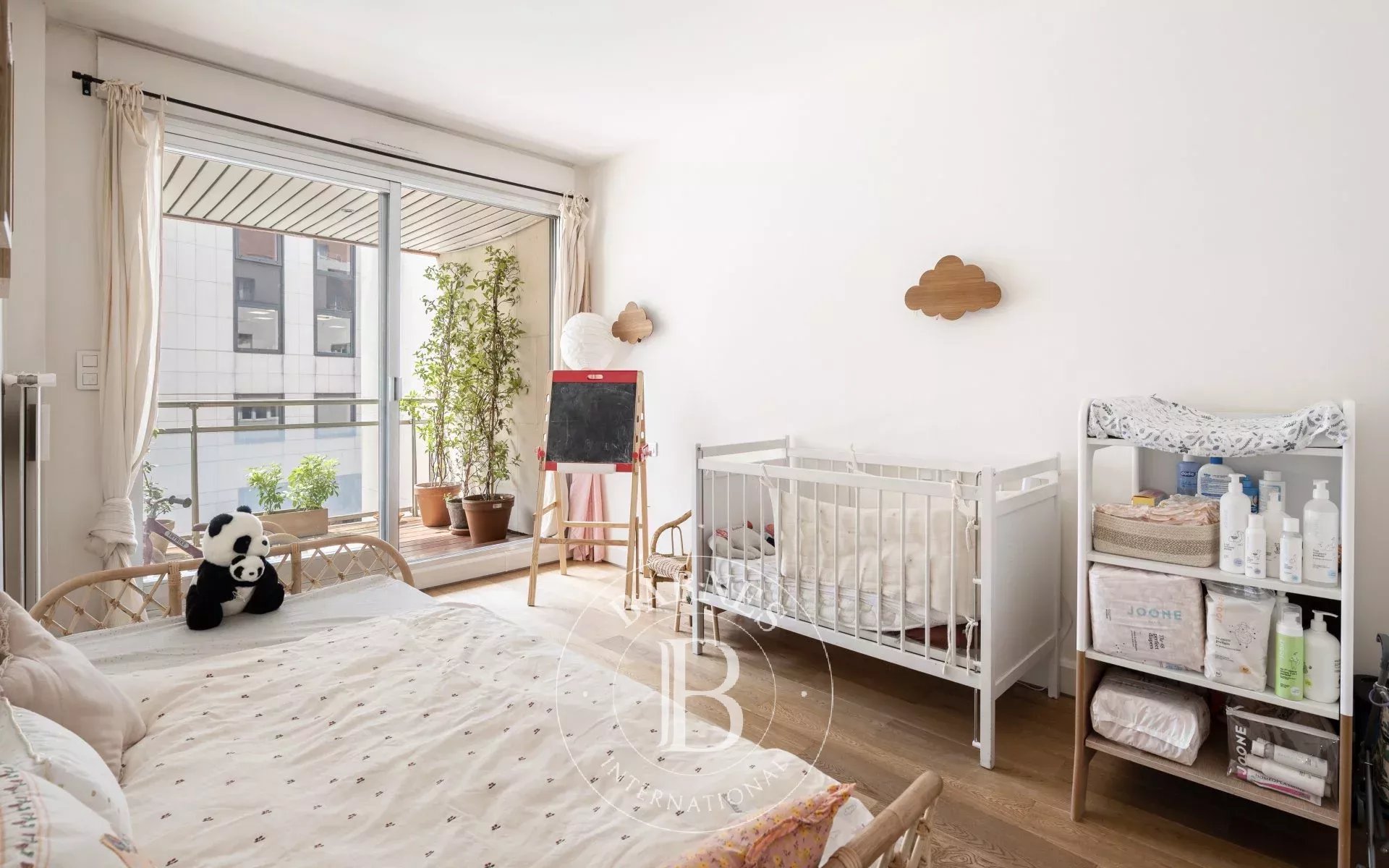 Daire Paris 18ème - picture 12