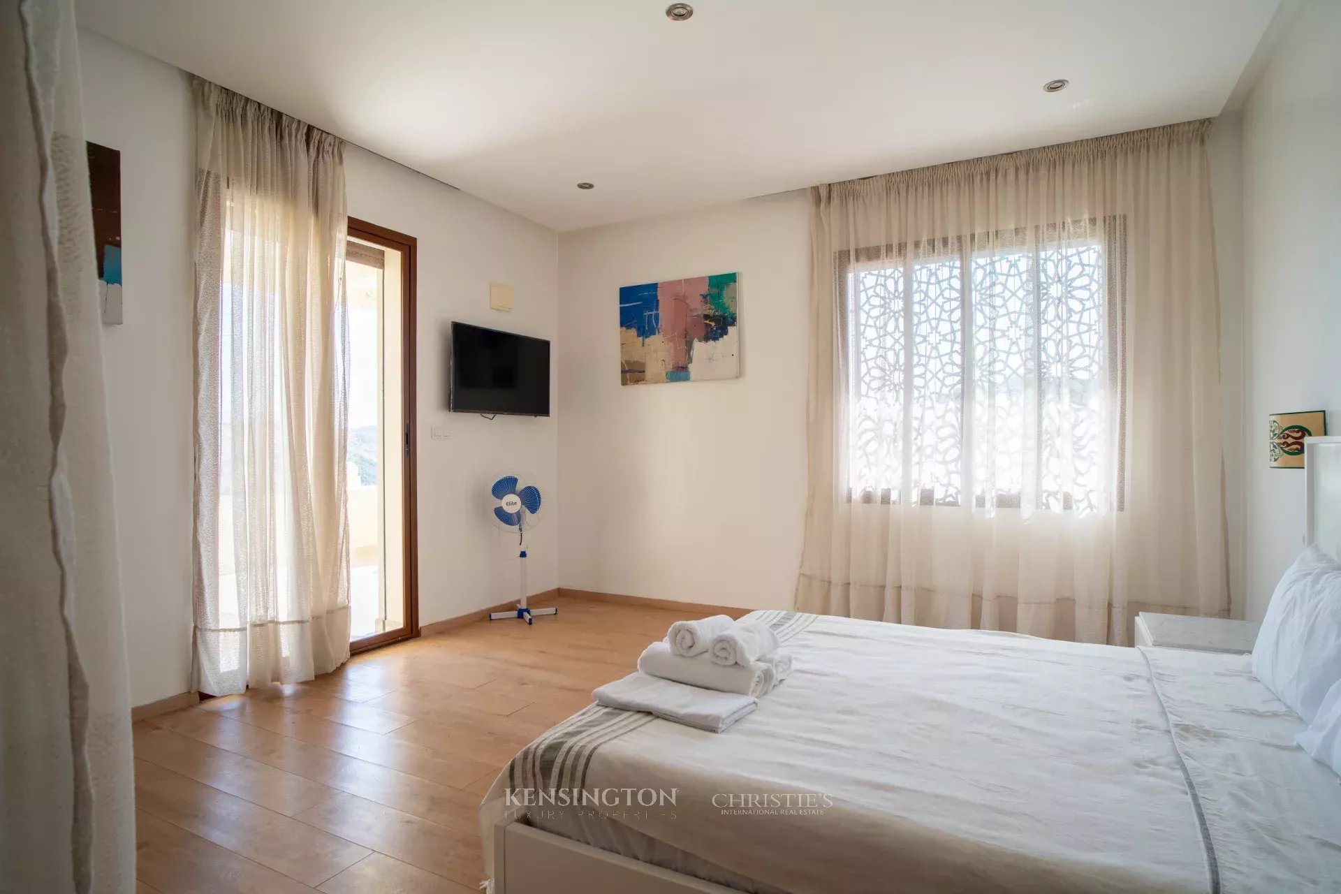 4 Bedroom Villa/Townhouse's Image 13