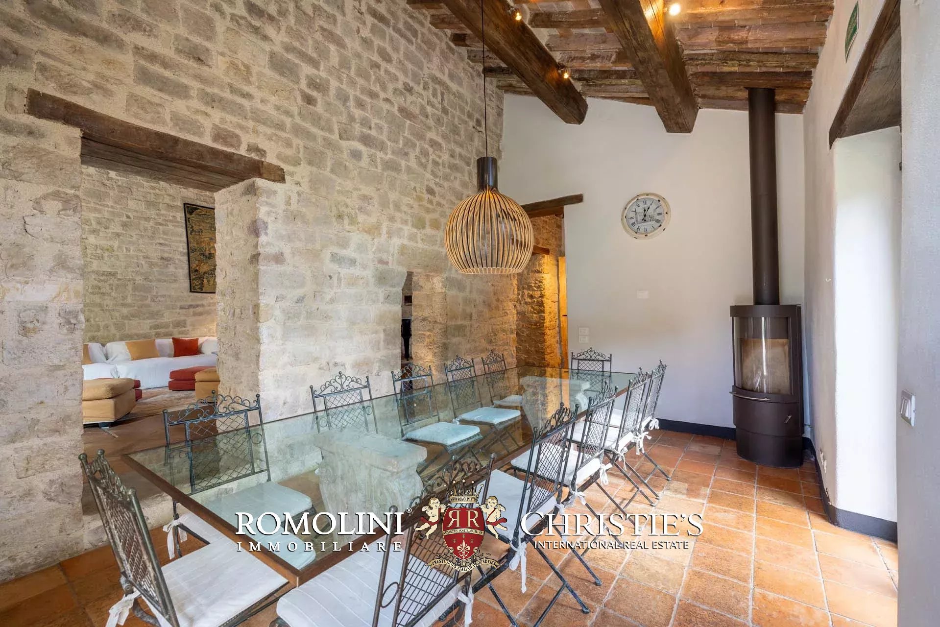 8 Bedroom Villa/Townhouse's Image 35