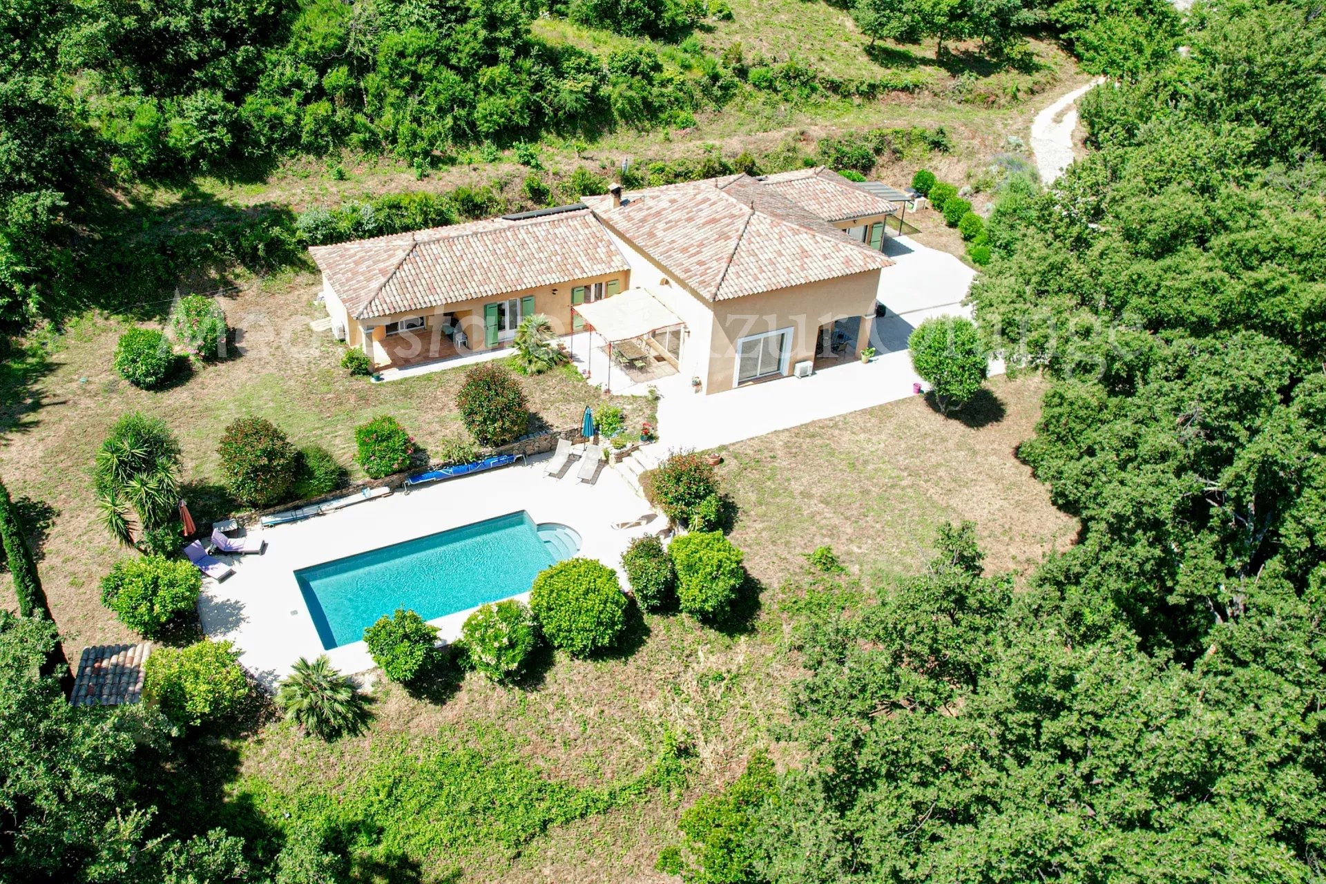 Agence immobilière de Med-Estates Saint Tropez