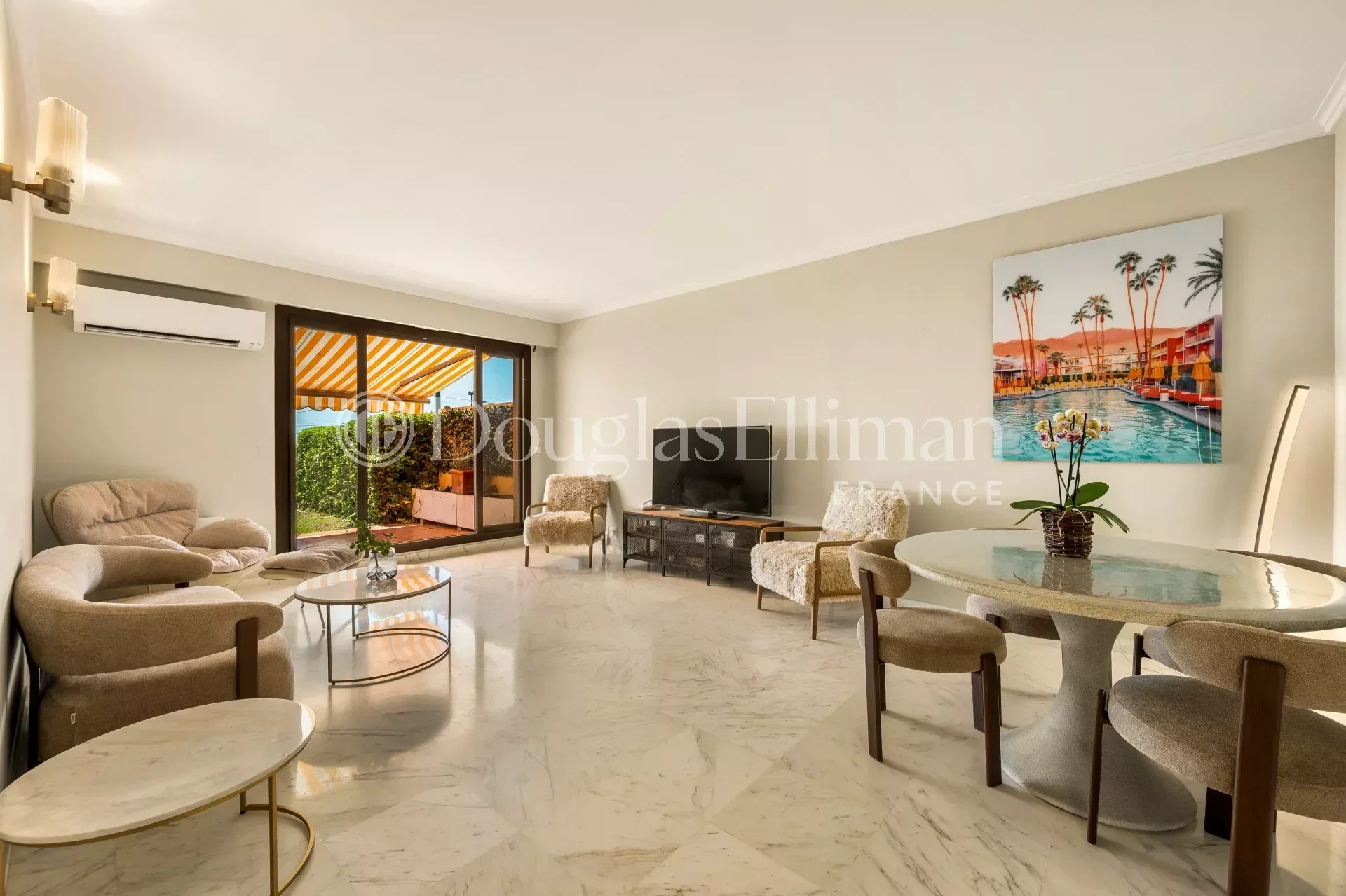 Roquebrune Cap Martin – Apartment in a private domaine - Picture n°3