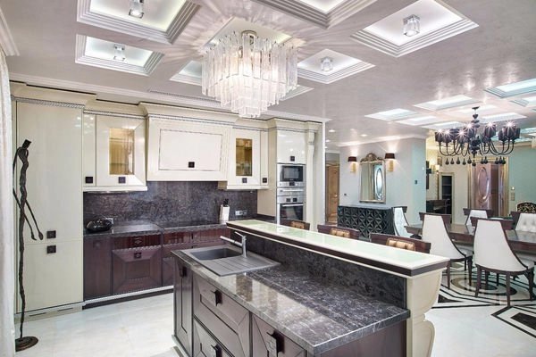 Luxury 4-bedroom with sea-views