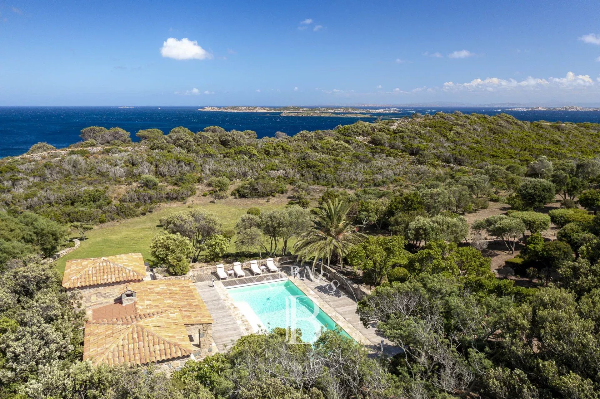 Villa Bonifacio  -  ref 3840780 (picture 2)