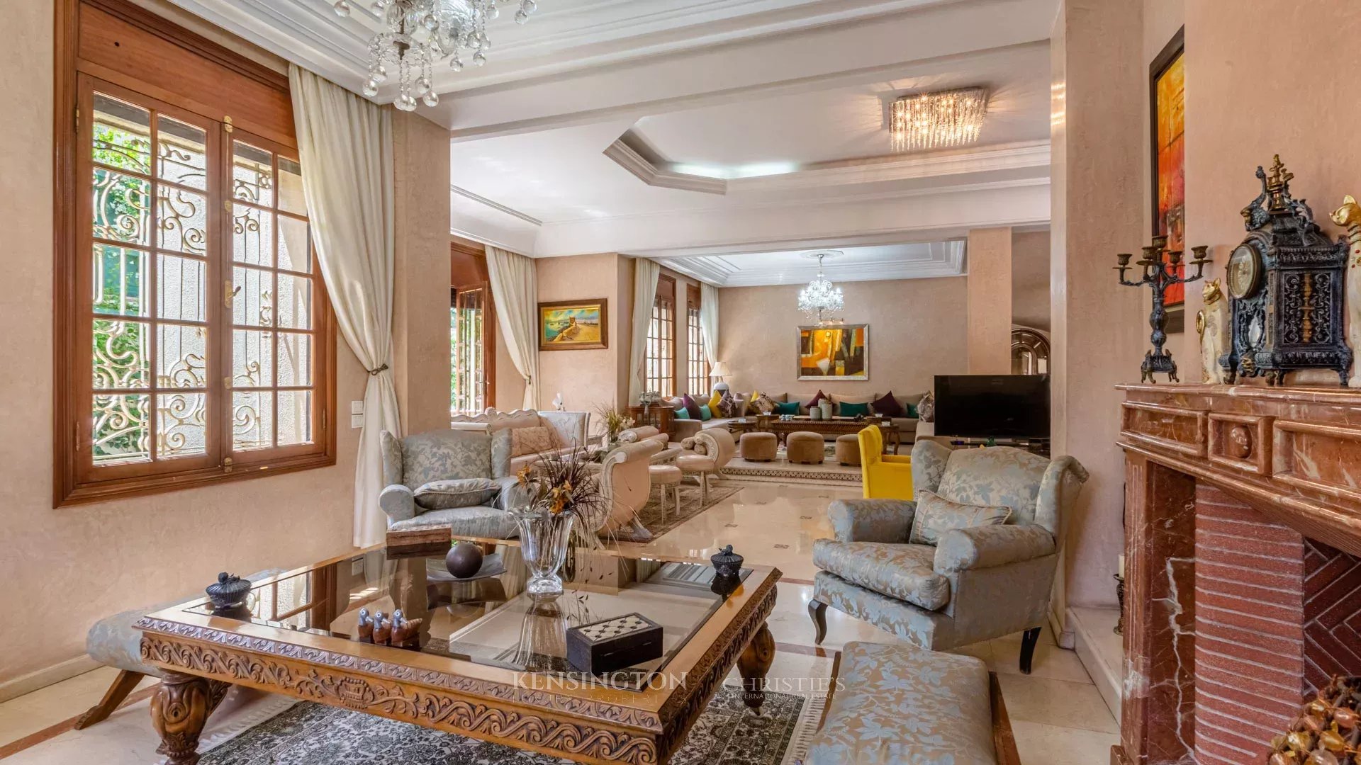4 Bedroom Villa/Townhouse's Image 4