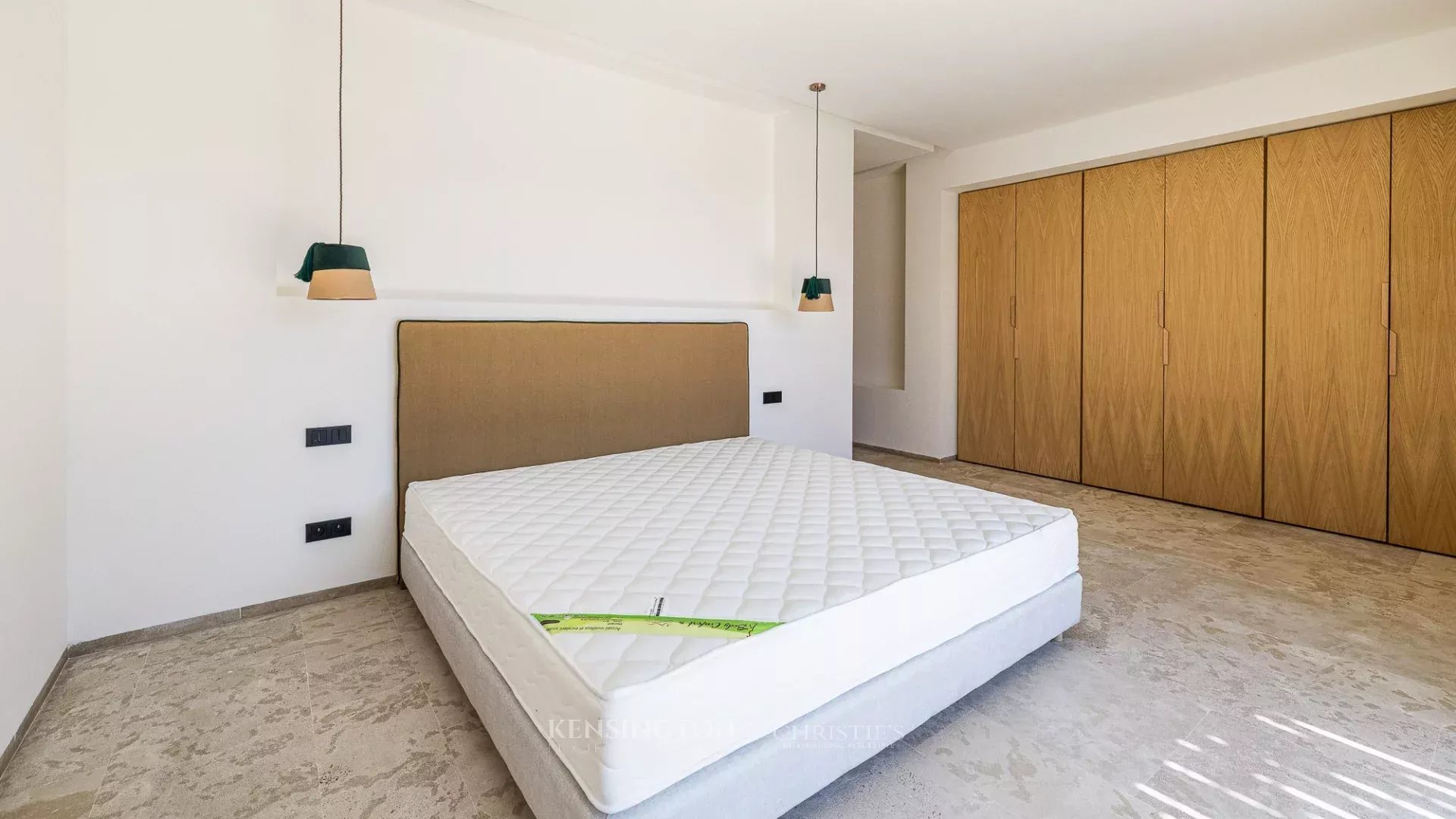 4 Bedroom Villa/Townhouse's Image 38