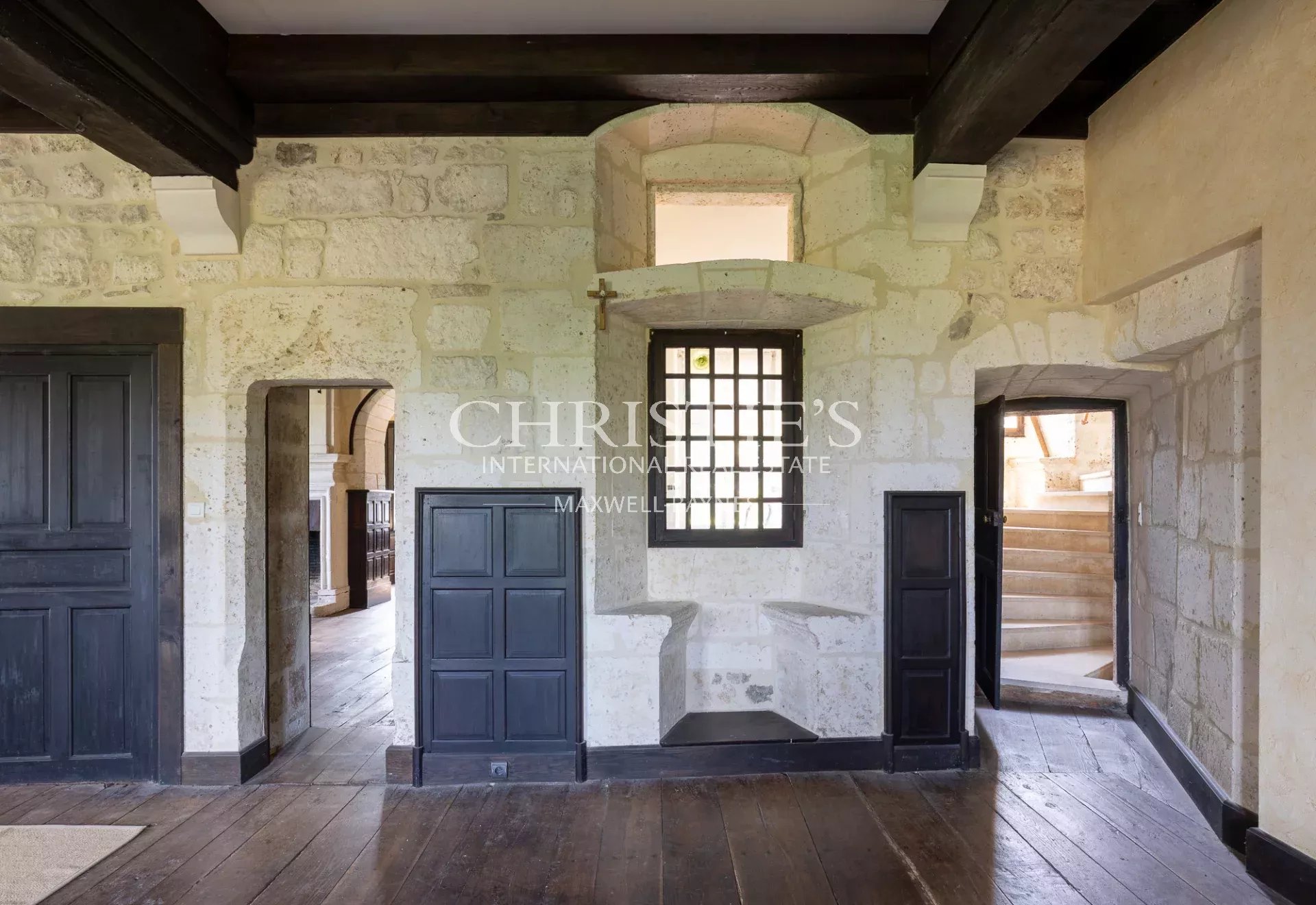 9 Bedroom Chateau's Image 18