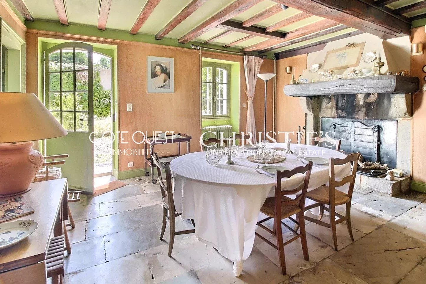 4 Bedroom Villa/Townhouse's Image 3