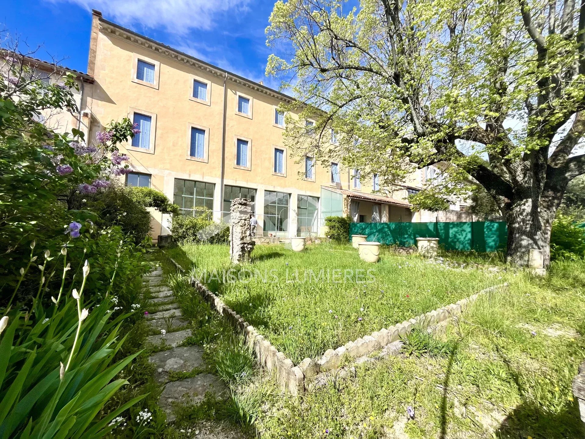 Agence immobilière de Maisons Lumières