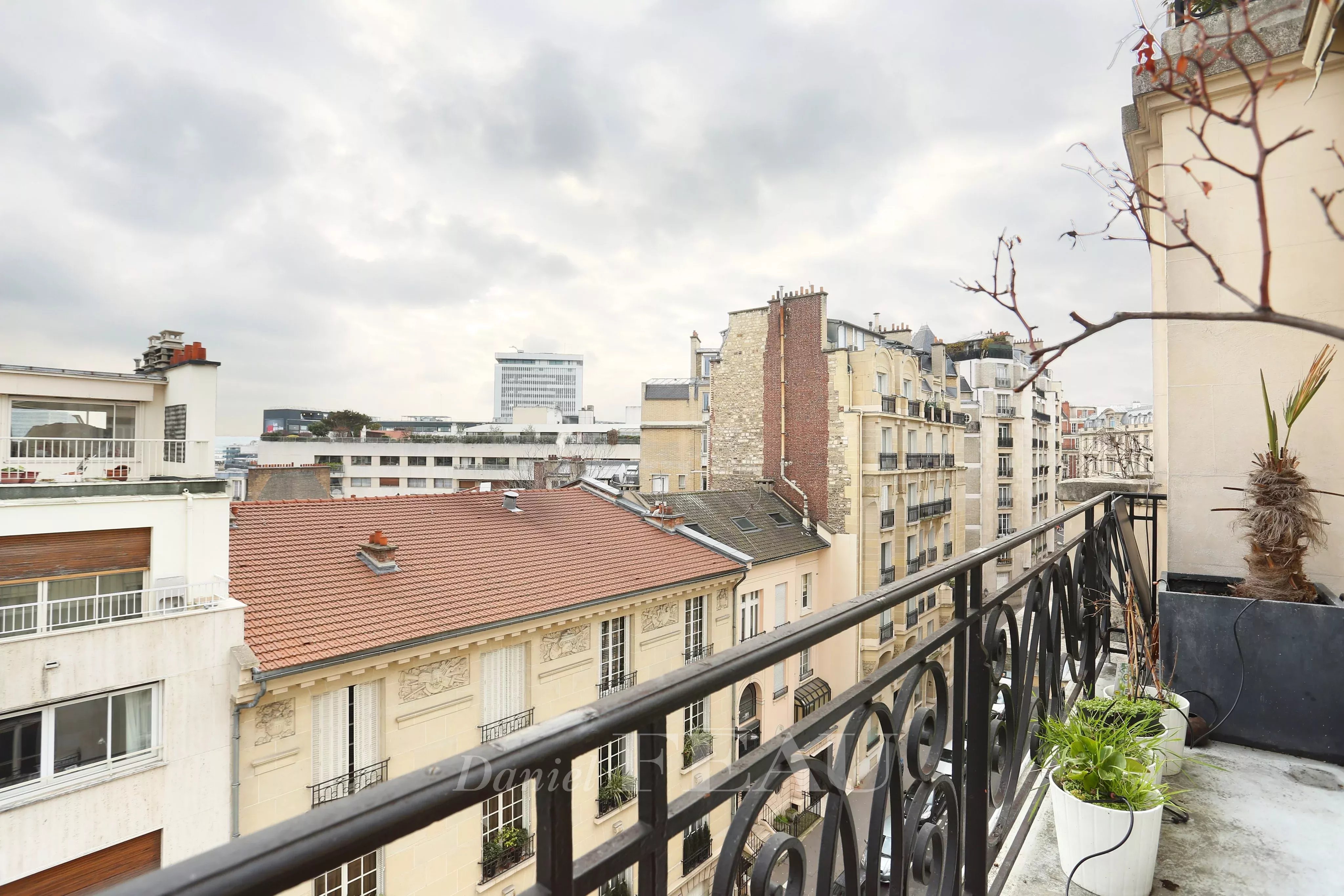 Rental Apartment Paris 16th