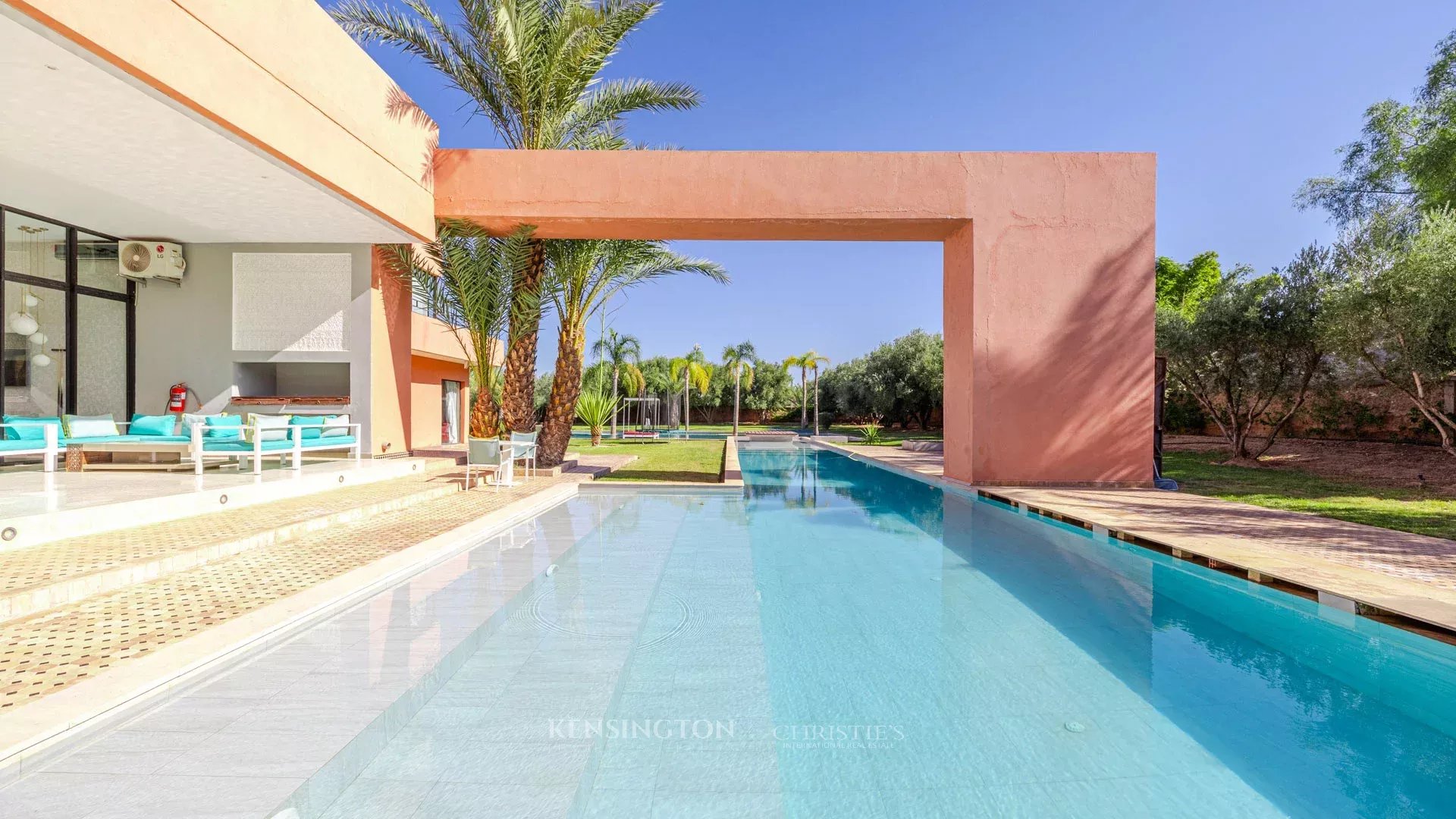 11 Bedroom Villa/Townhouse's Image 53