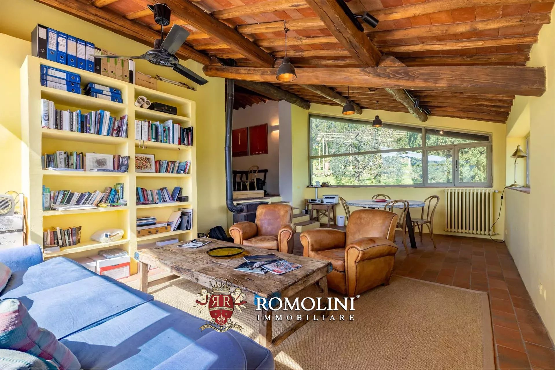 5 Bedroom Vineyard's Image 42