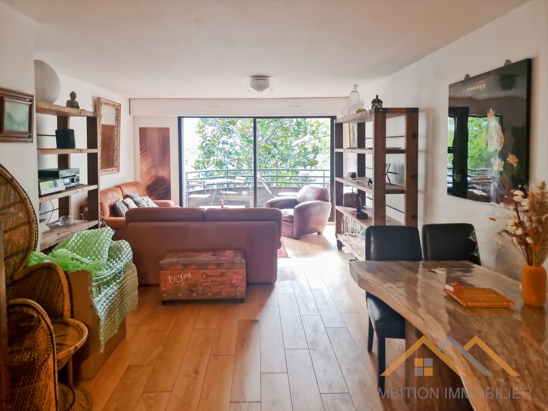 Agence immobilière de 