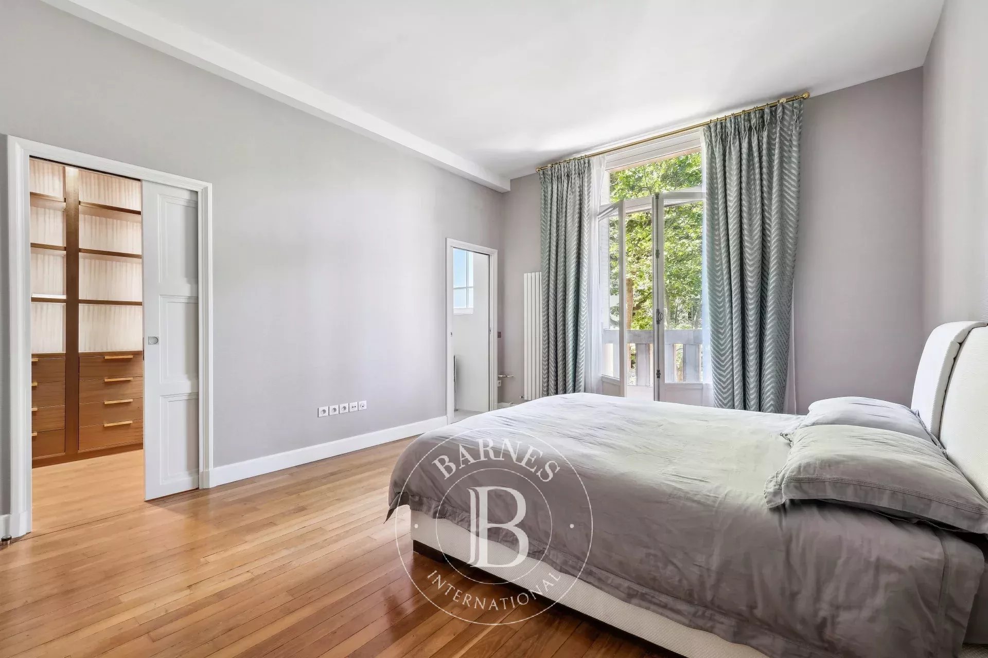 Neuilly-sur-Seine  - Piso 8 Cuartos 4 Habitaciones - picture 8
