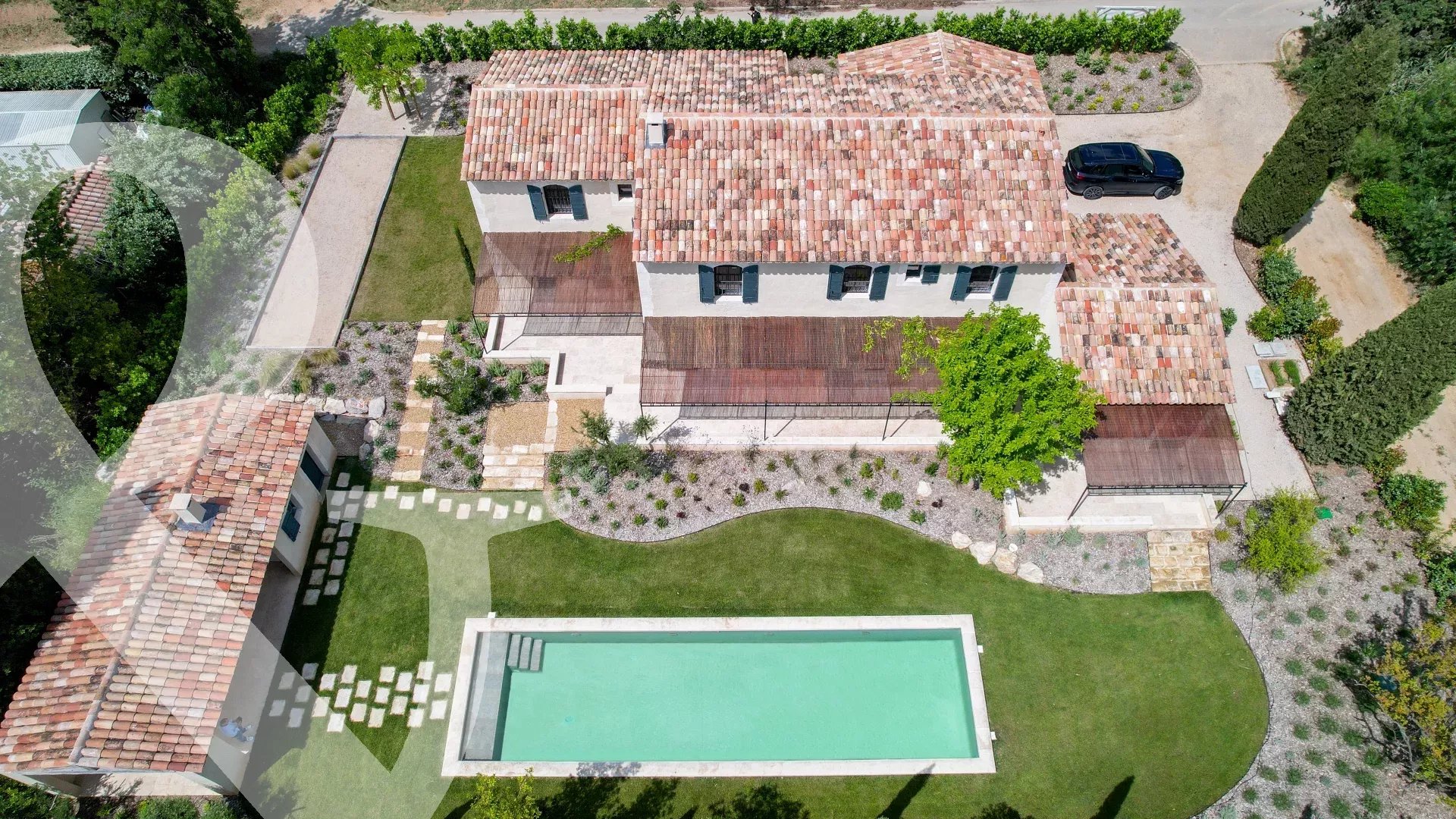 CONSTRUCTION NEUVE A PIED DU VILLAGE