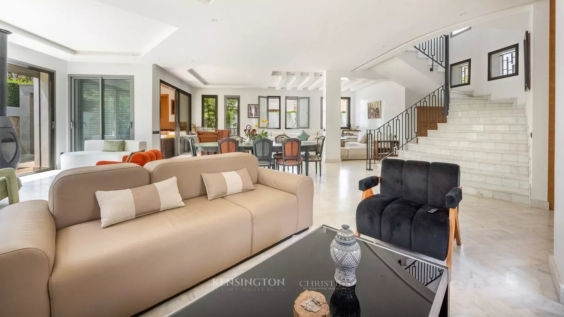 3 Bedroom Villa/Townhouse's Image 4