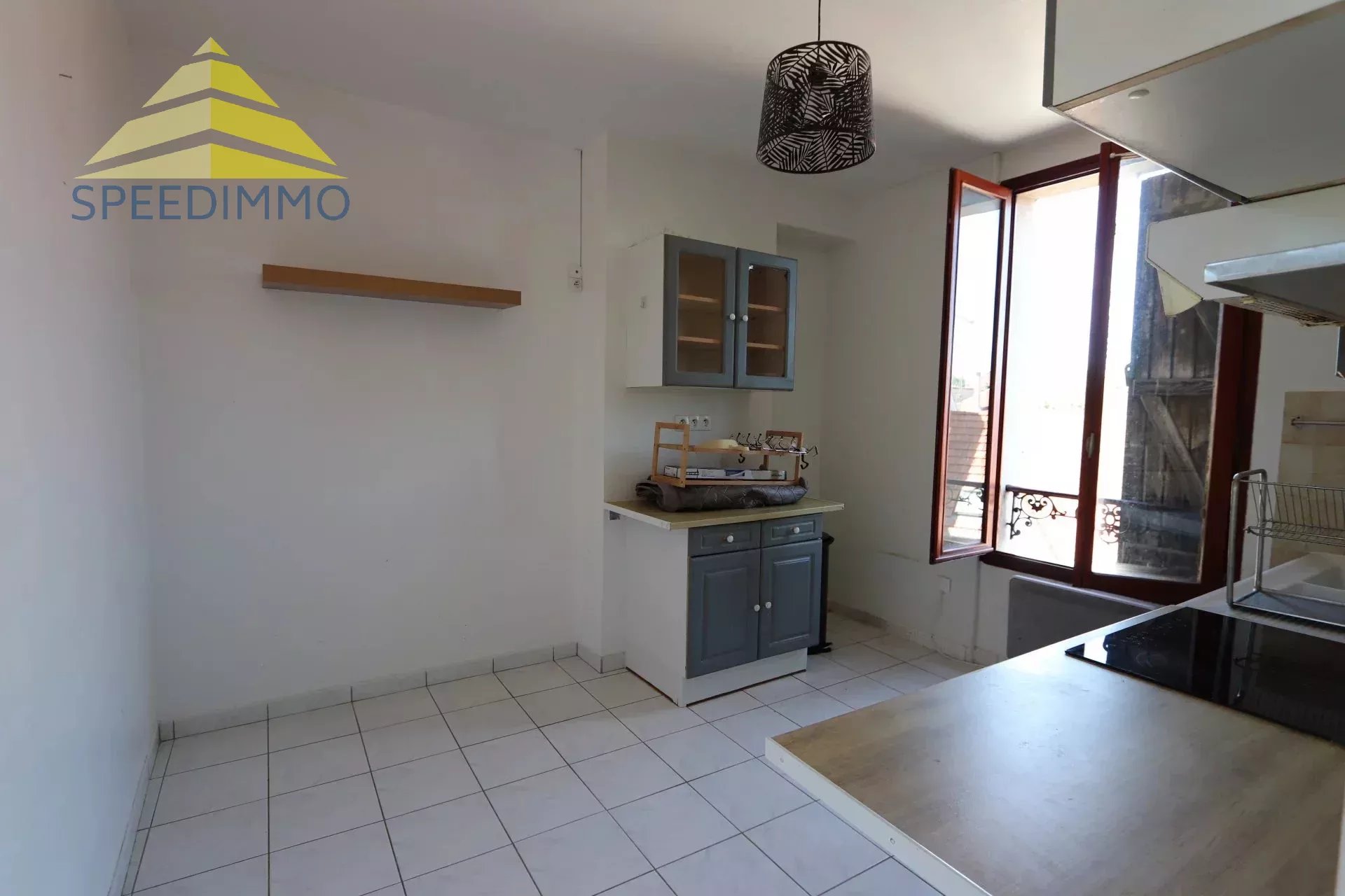 À LOUER : Appartement à Mandres-les-Roses