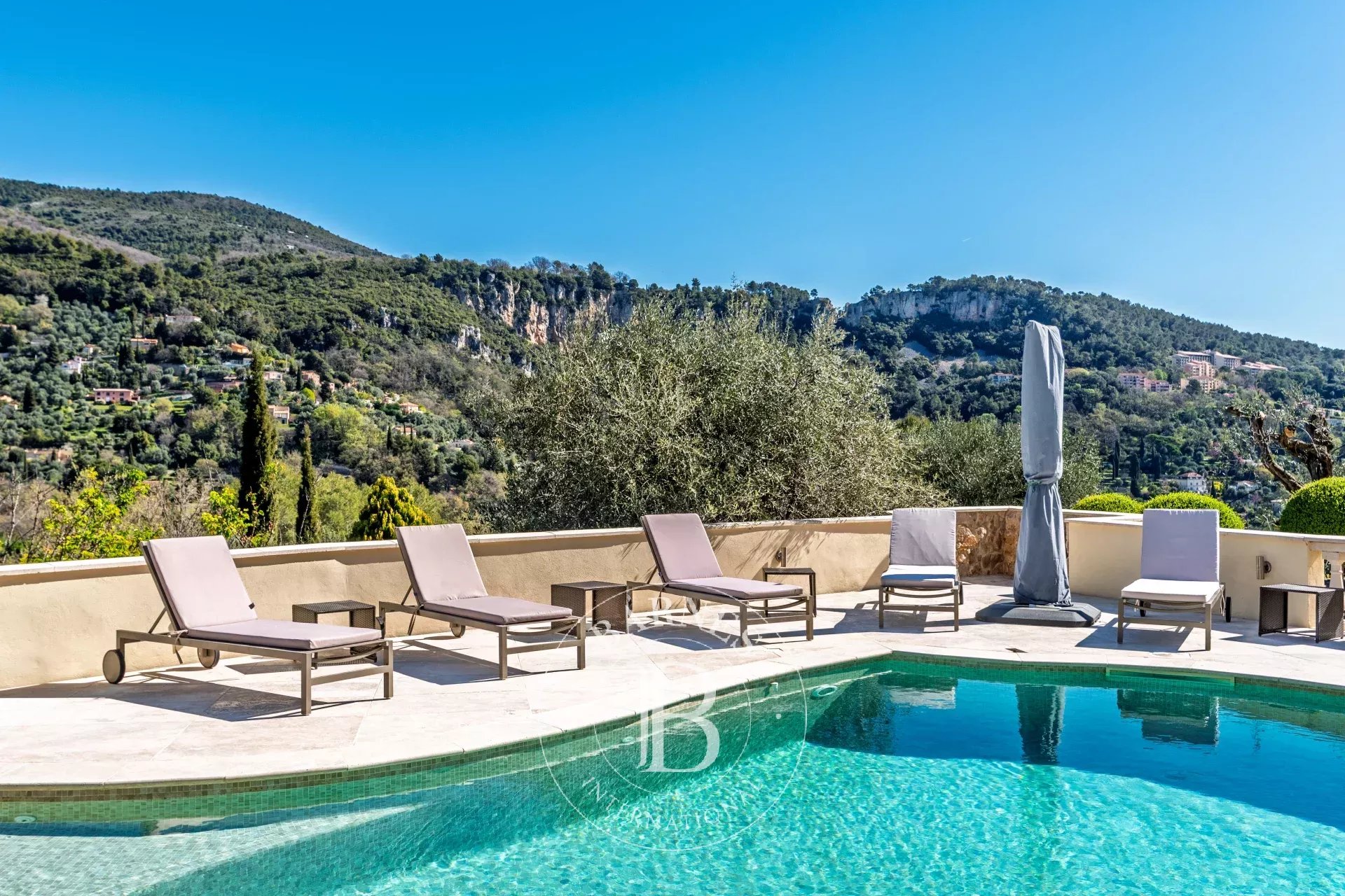 Villa Grasse  -  ref 86869670 (picture 2)