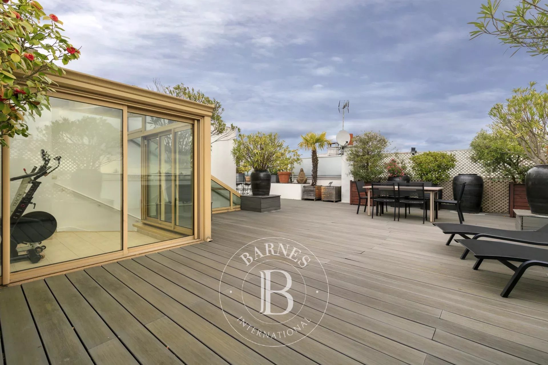 Daire Neuilly-sur-Seine