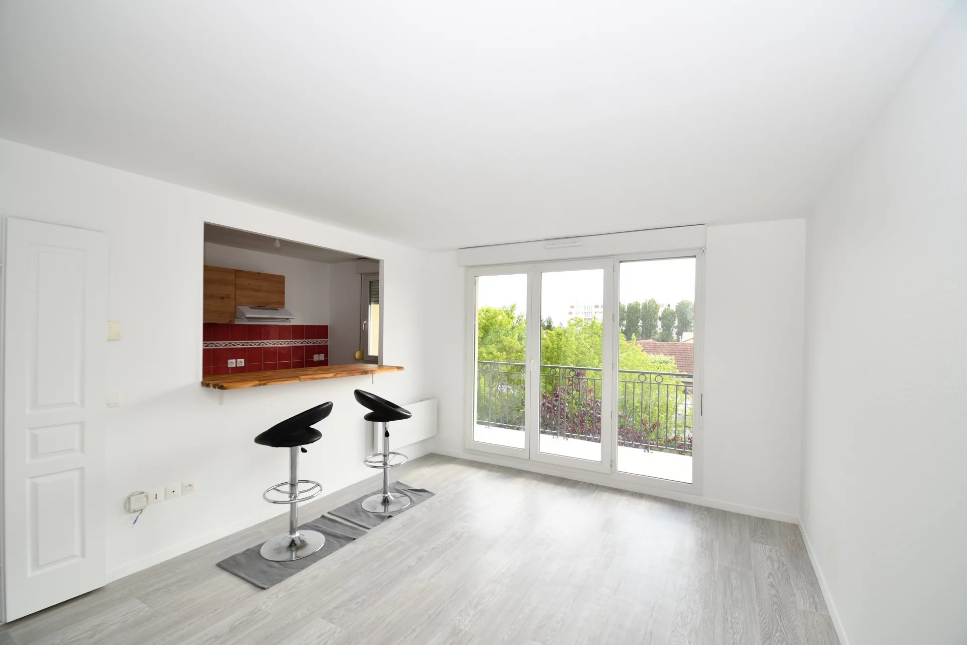 VENTE SUPERBE F3 LES-PAVILLONS-SOUS-BOIS
