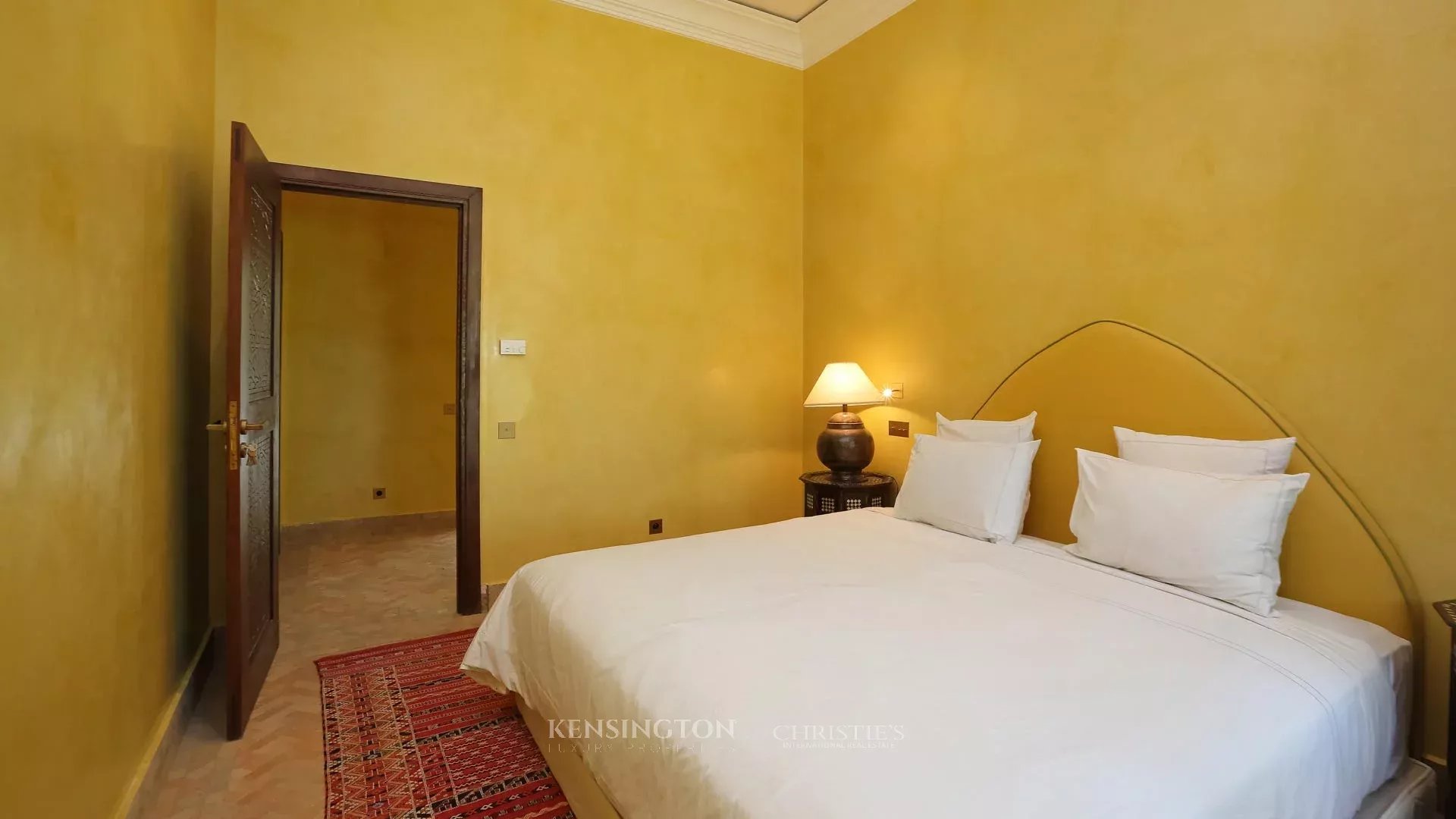 9 Bedroom Villa/Townhouse's Image 17