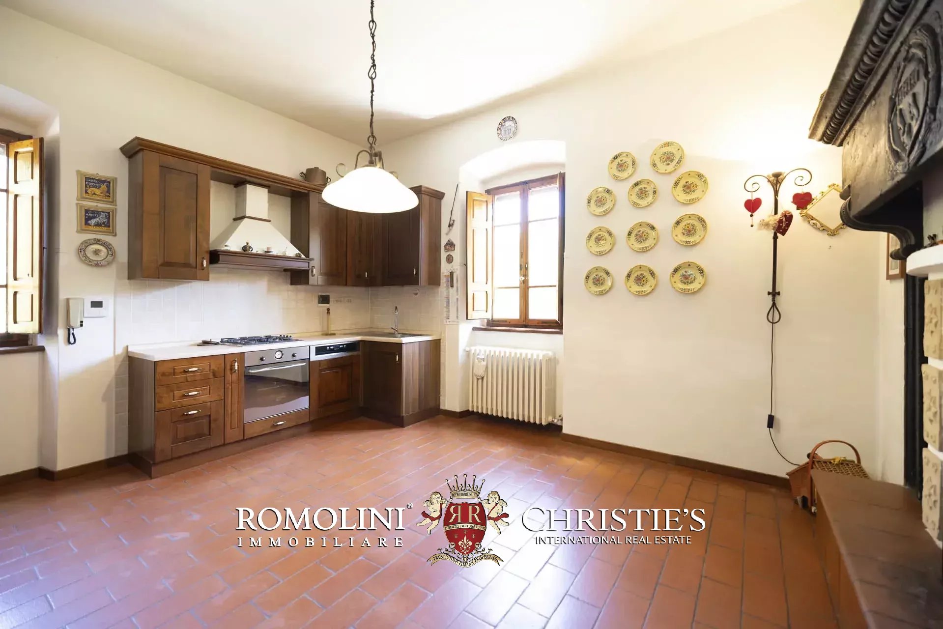 18 Bedroom Villa/Townhouse's Image 68
