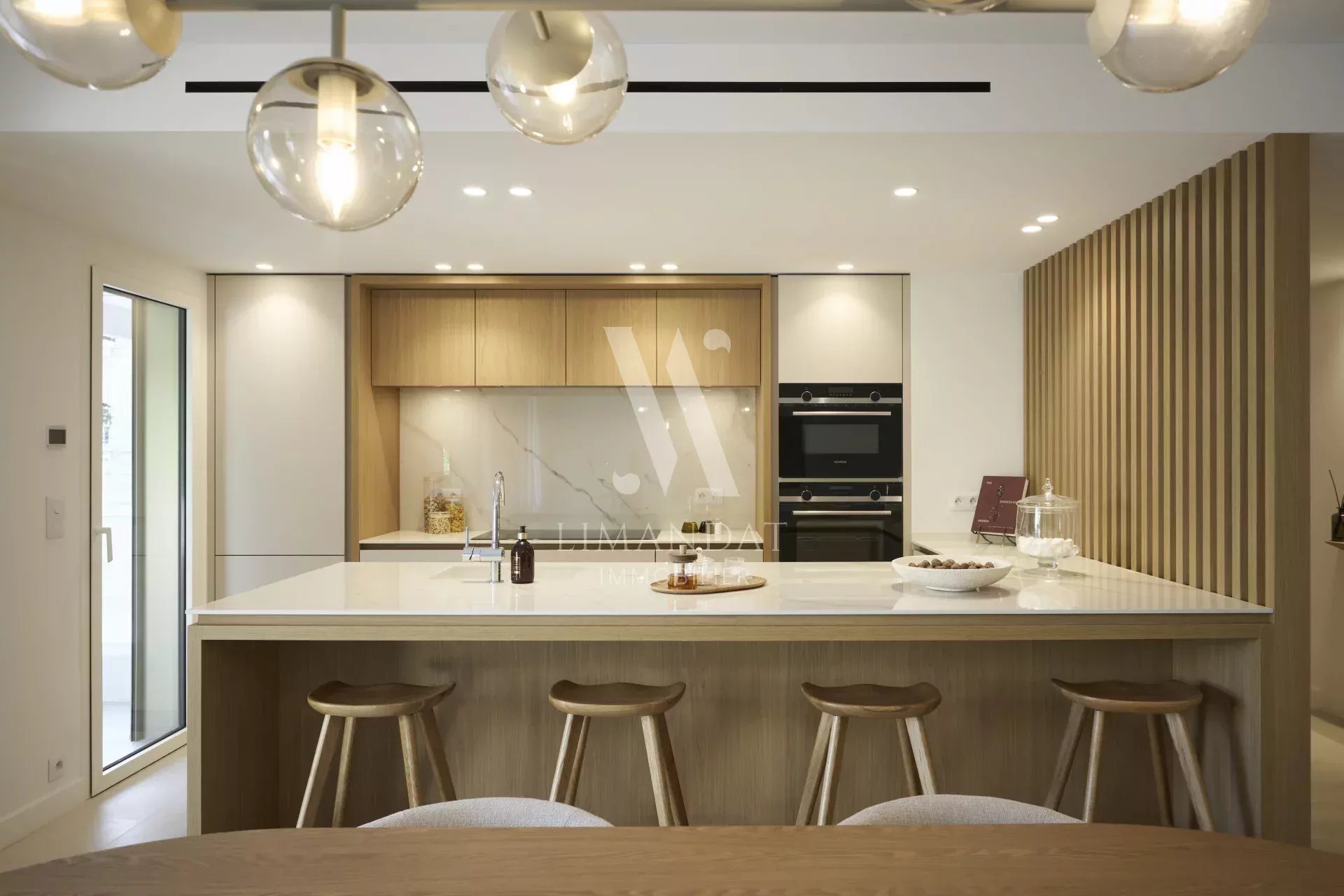 Cannes Banane - 4 pièces - 115 m² + 90 m² de terrasse