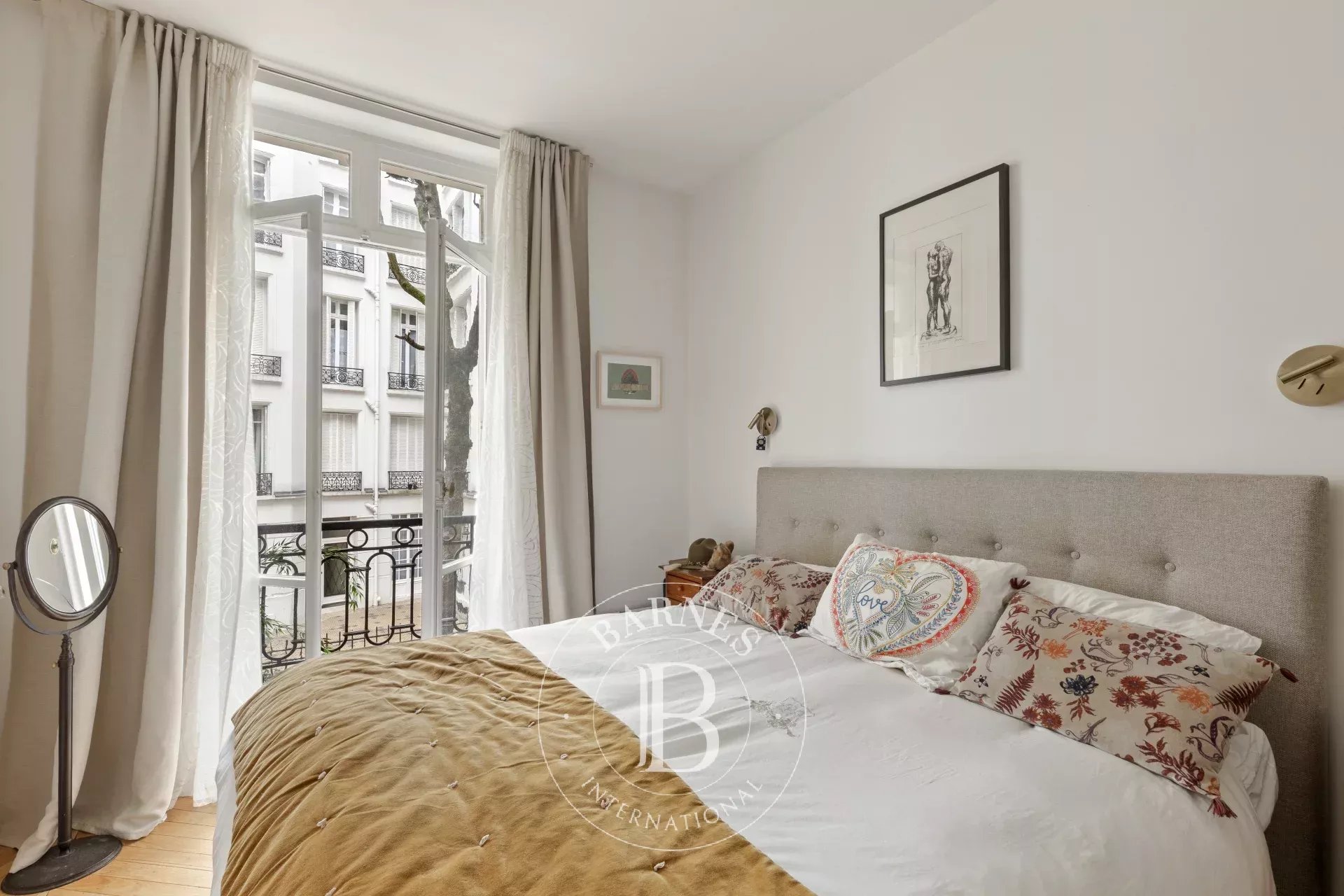 Paris  - Apartment 2 Bedrooms - picture 8