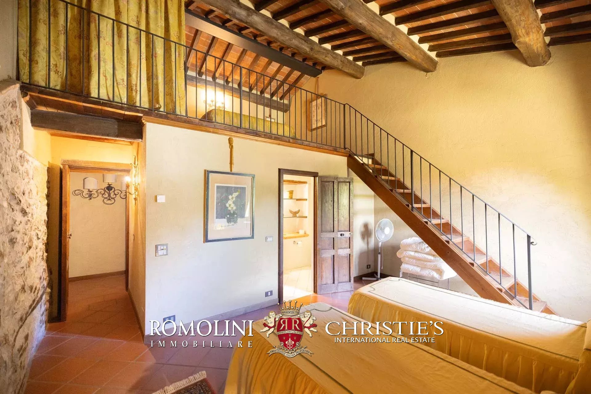 10 Bedroom Villa/Townhouse's Image 66