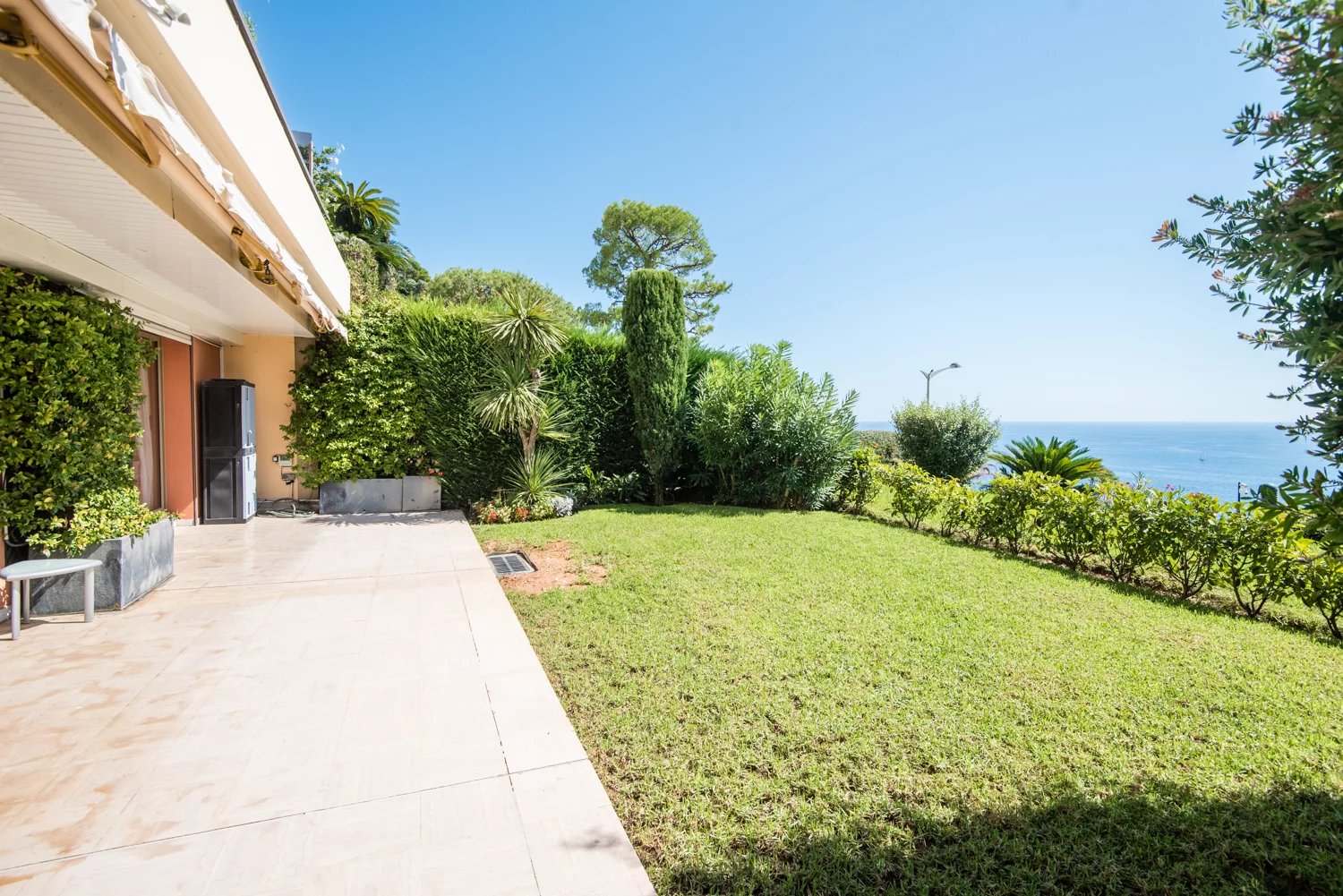 NICE-MONT BORON/CAP DE NICE 3 PIECES JARDIN GARAGE
