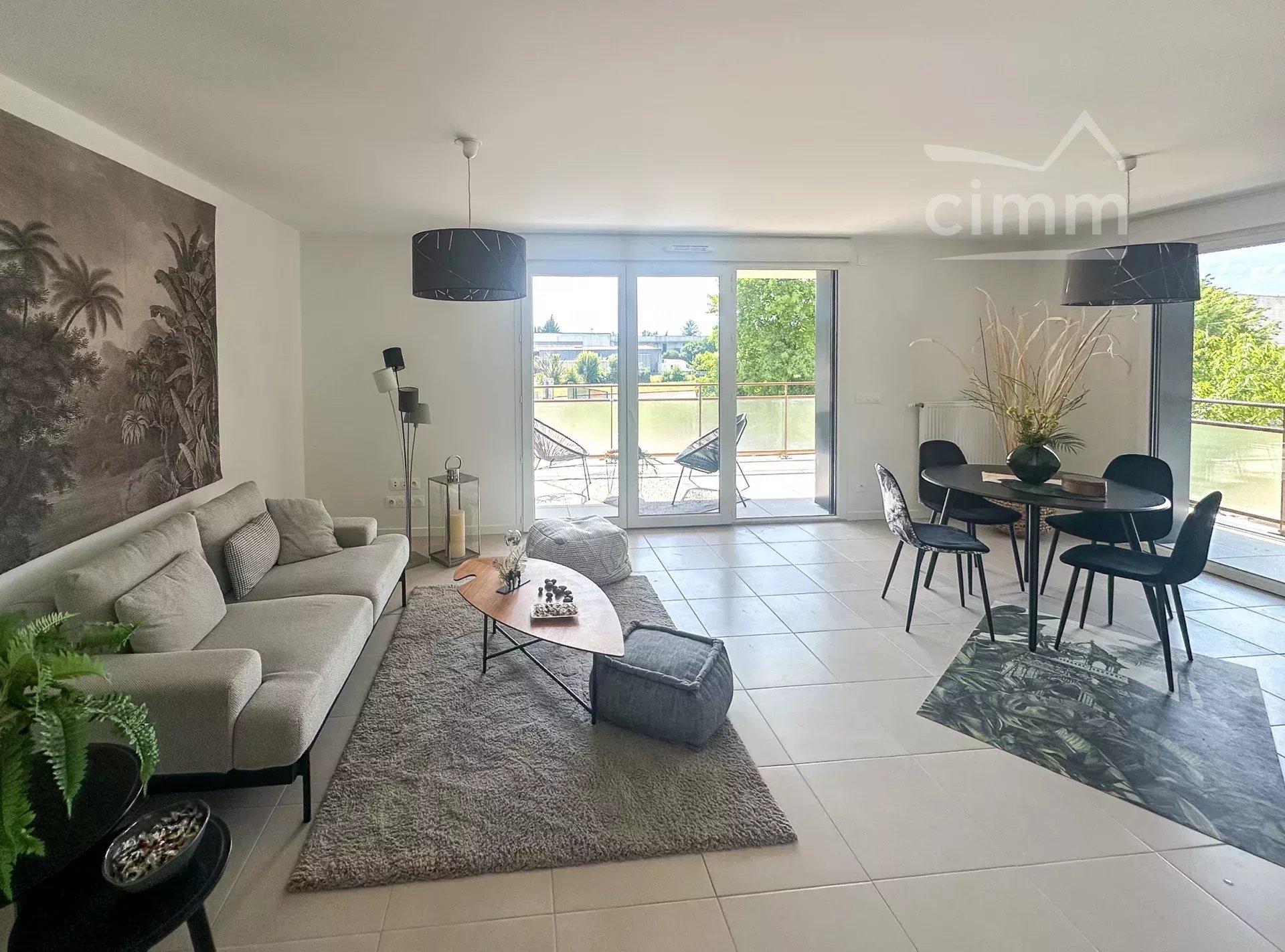 Agence immobilière de 