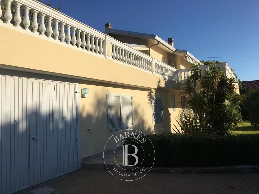 Villa Sanremo - picture 11