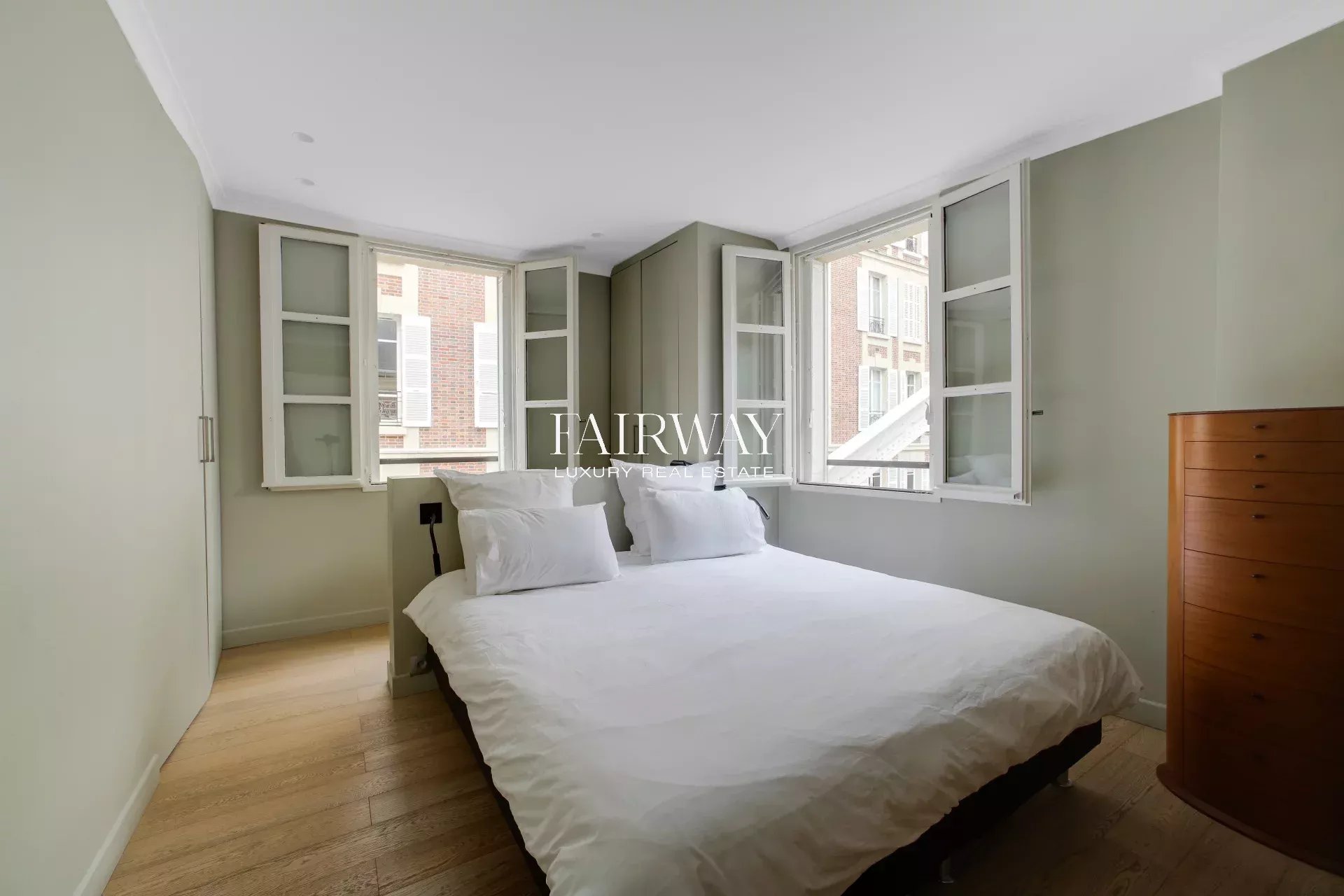 Appartement familial - 5 chambres - Parc Monceau - Parking - Calme absolu