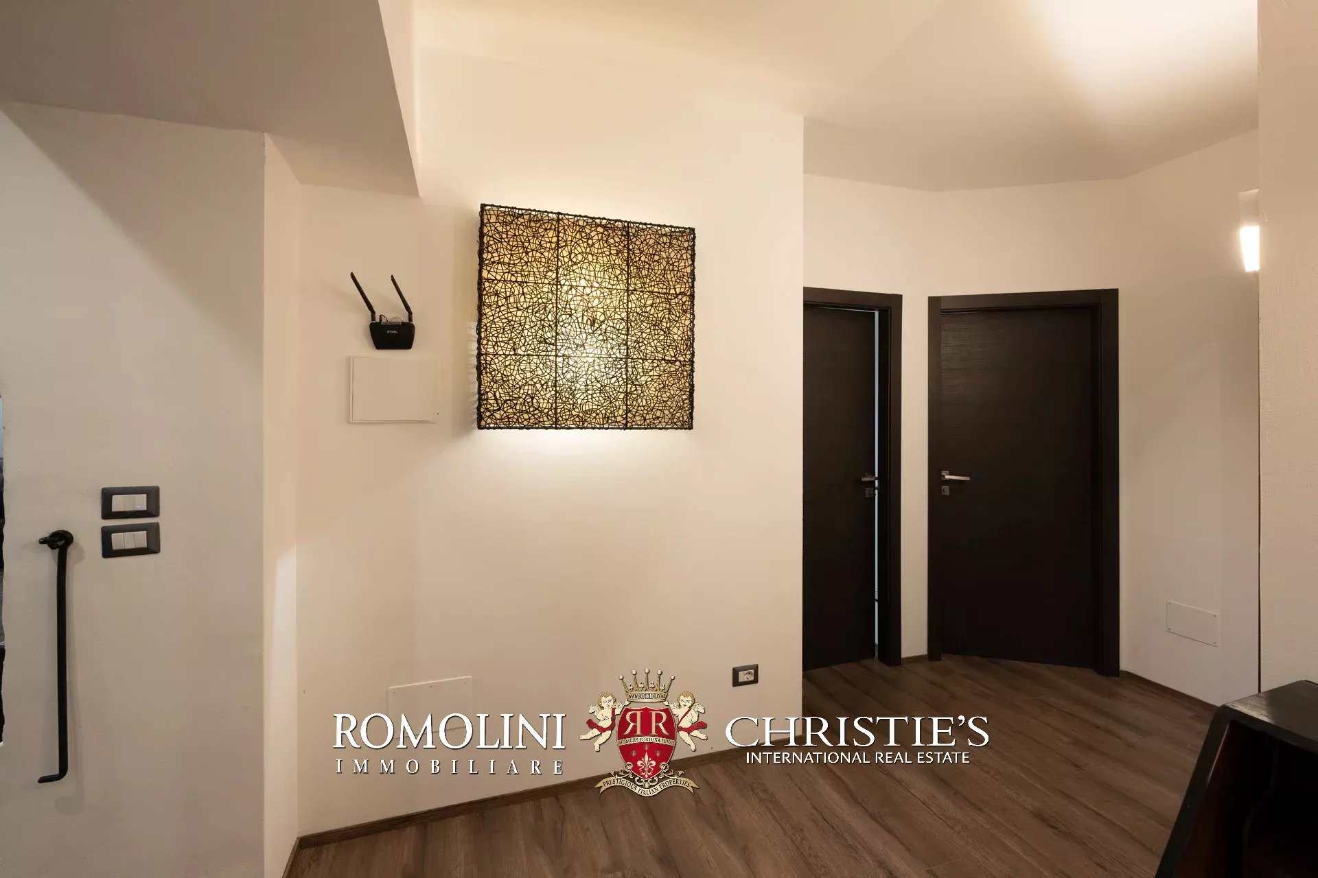 9 Bedroom Villa/Townhouse's Image 68