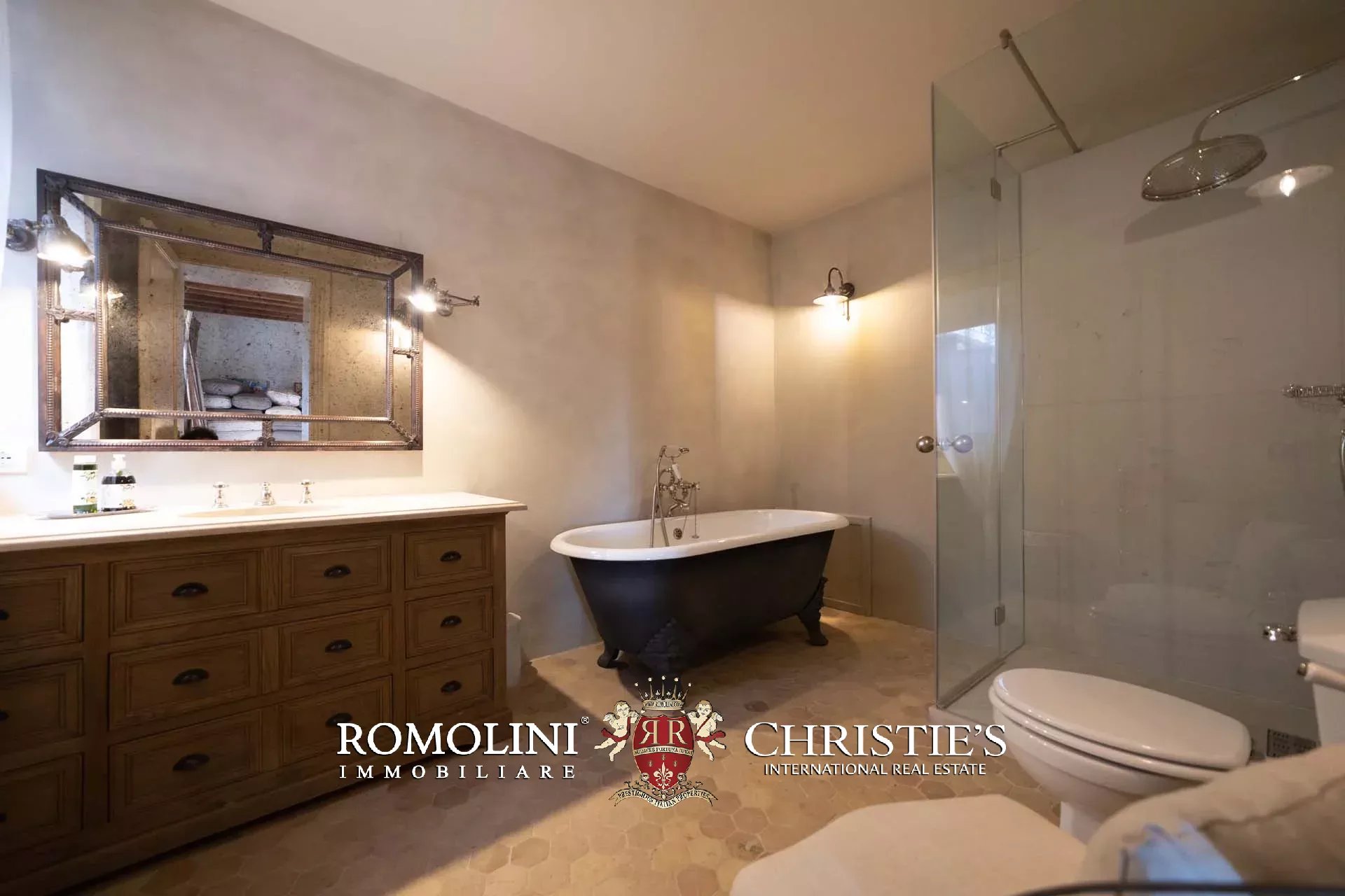 17 Bedroom Villa/Townhouse's Image 114