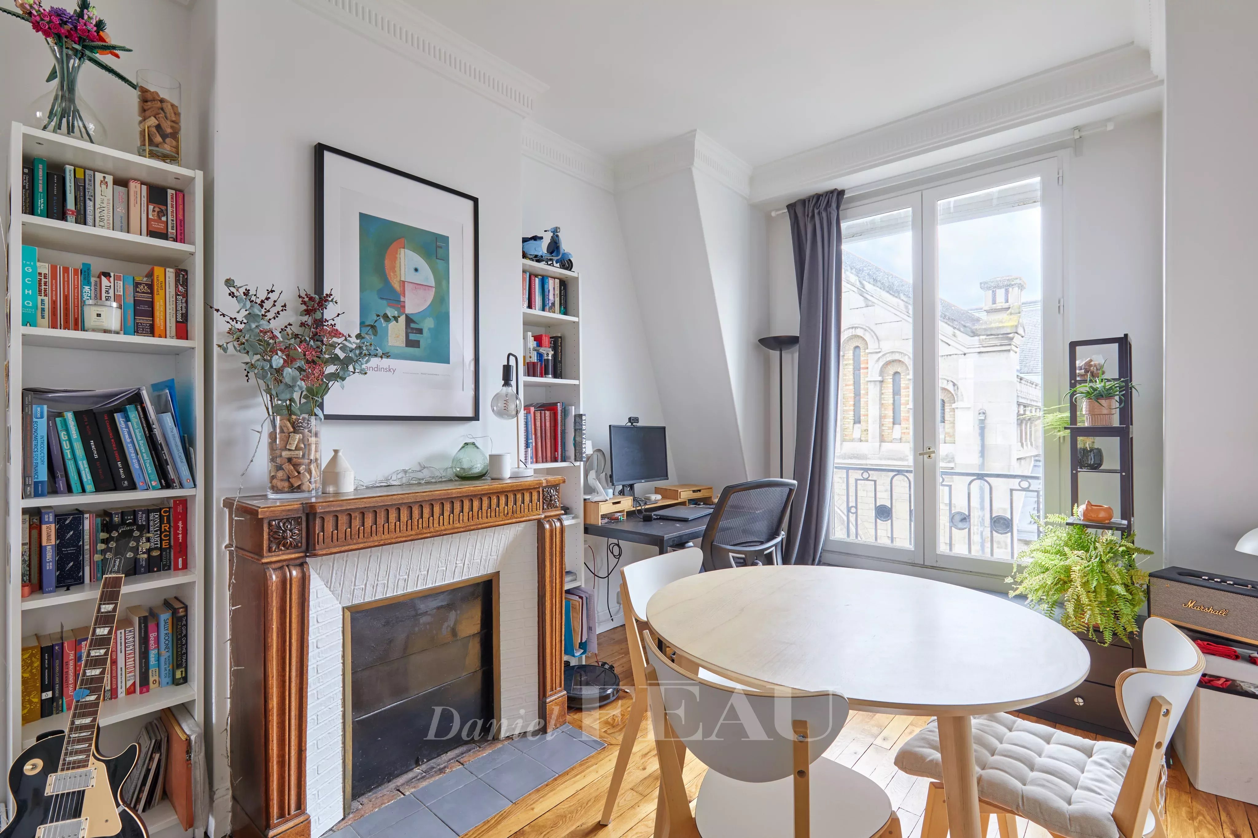 SALON SALLE A MANGER CHEMINEE FENETRE