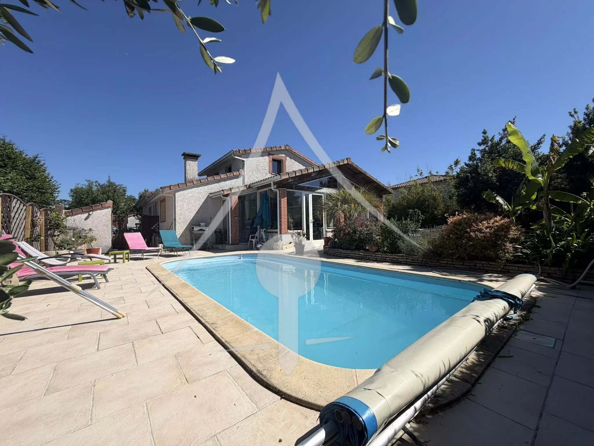 Superbe maison de plain-pied T5 - Sous-sol complet, piscine, à Seysses