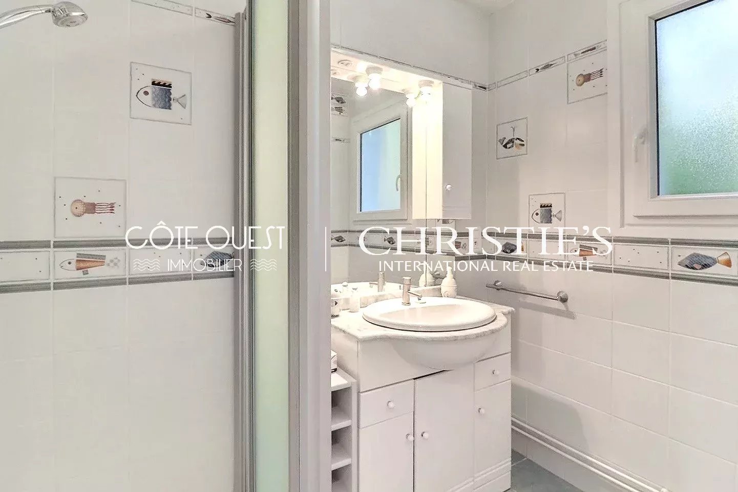 3 Bedroom Villa/Townhouse's Image 8