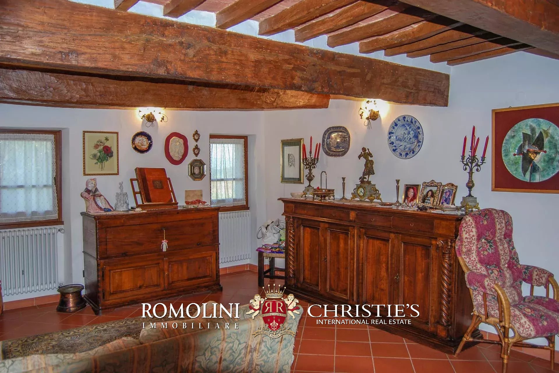 10 Bedroom Villa/Townhouse's Image 34