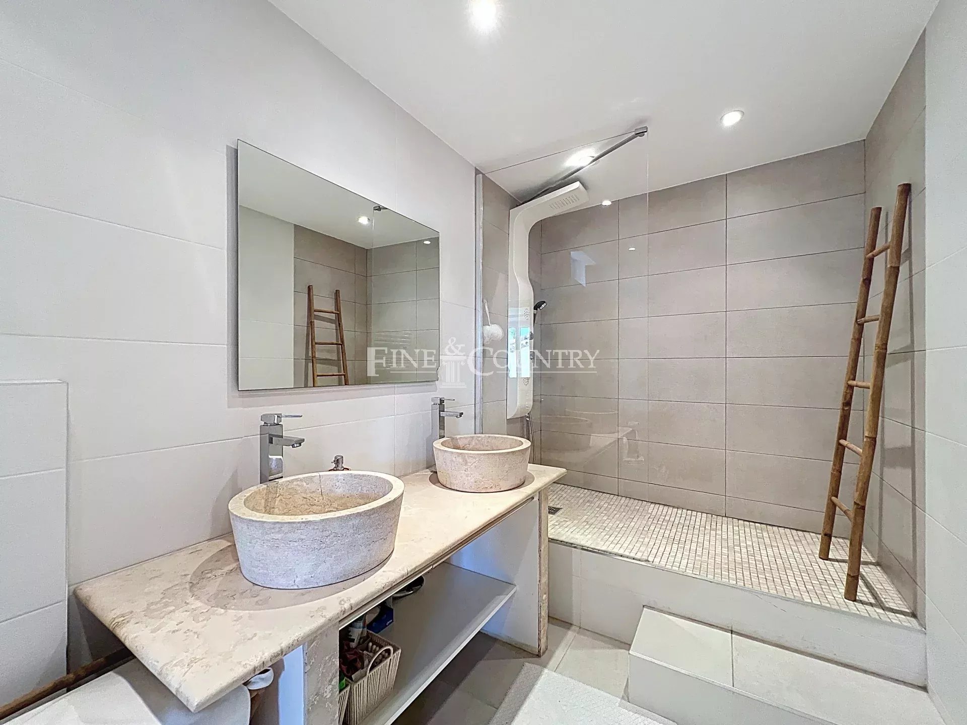 Photo of Apartment for sale in Mougins village