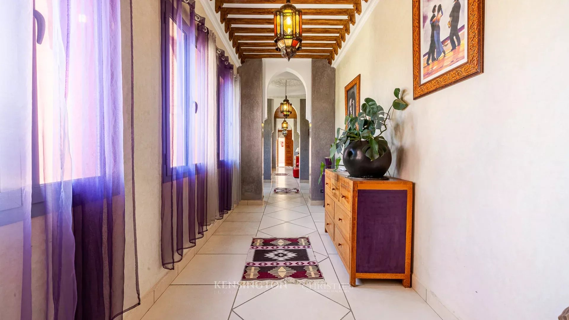 7 Bedroom Villa/Townhouse's Image 29