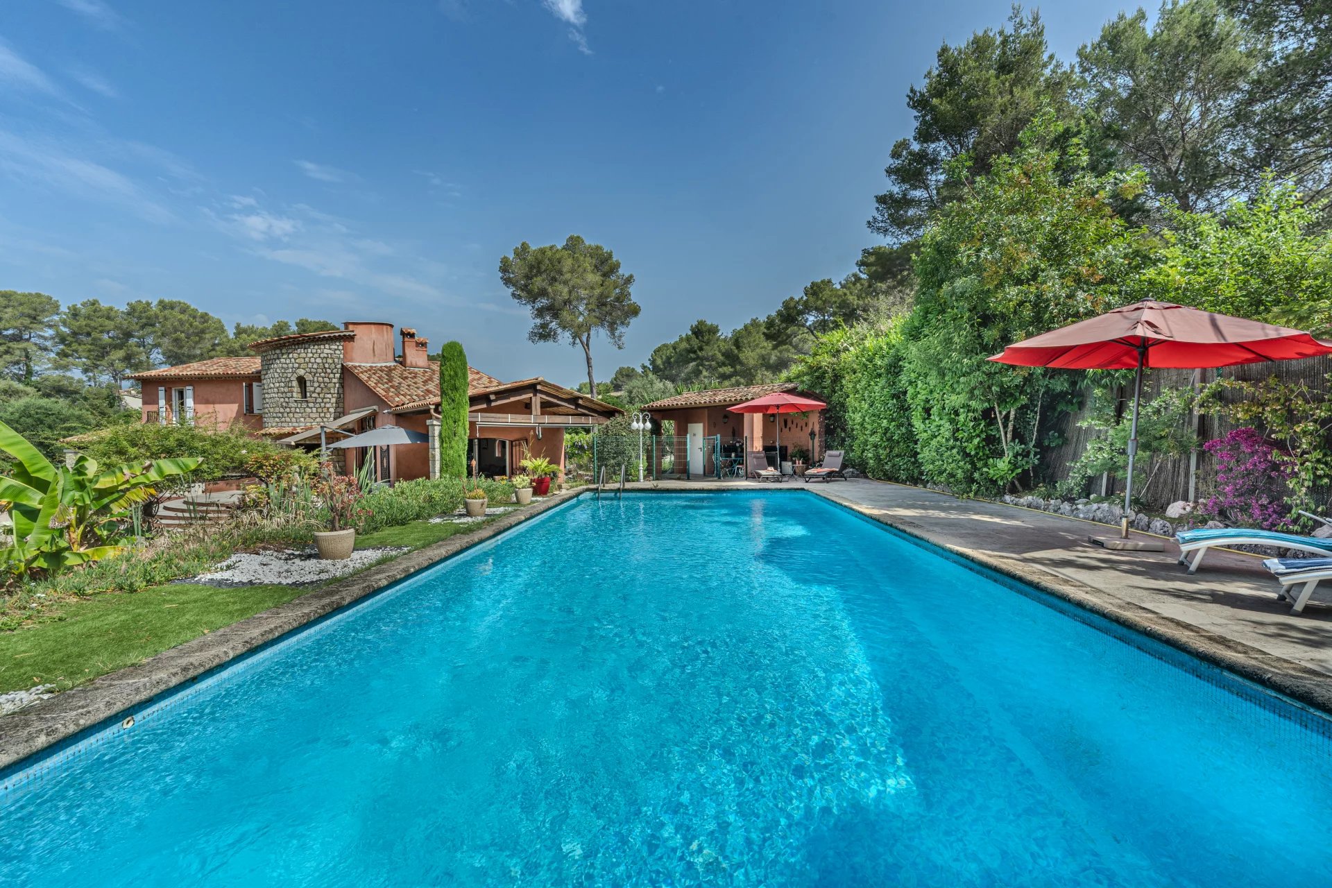 Sale House Roquefort-les-Pins
