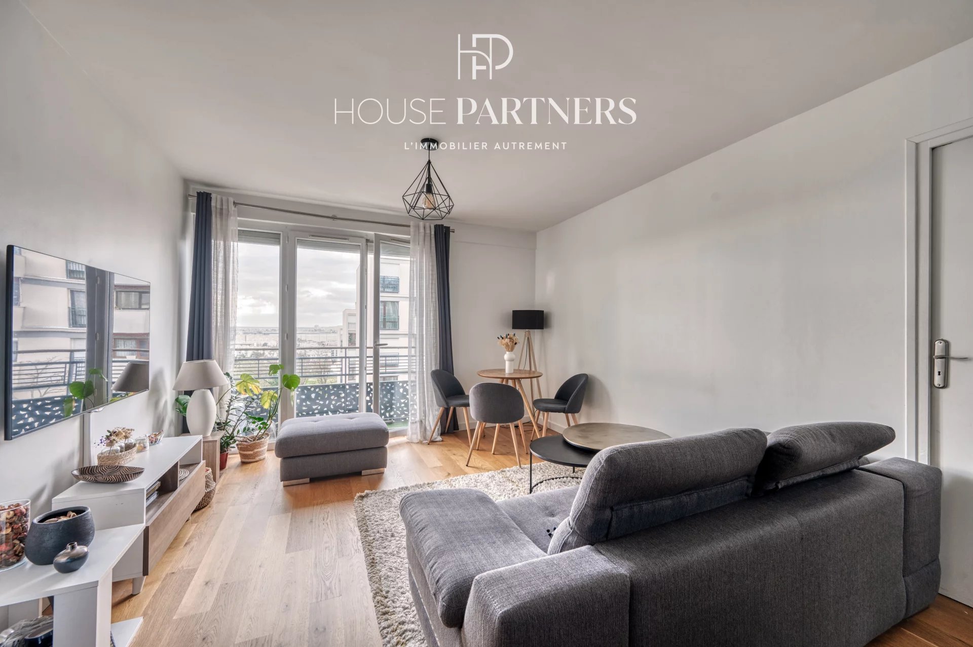 Agence immobilière de 