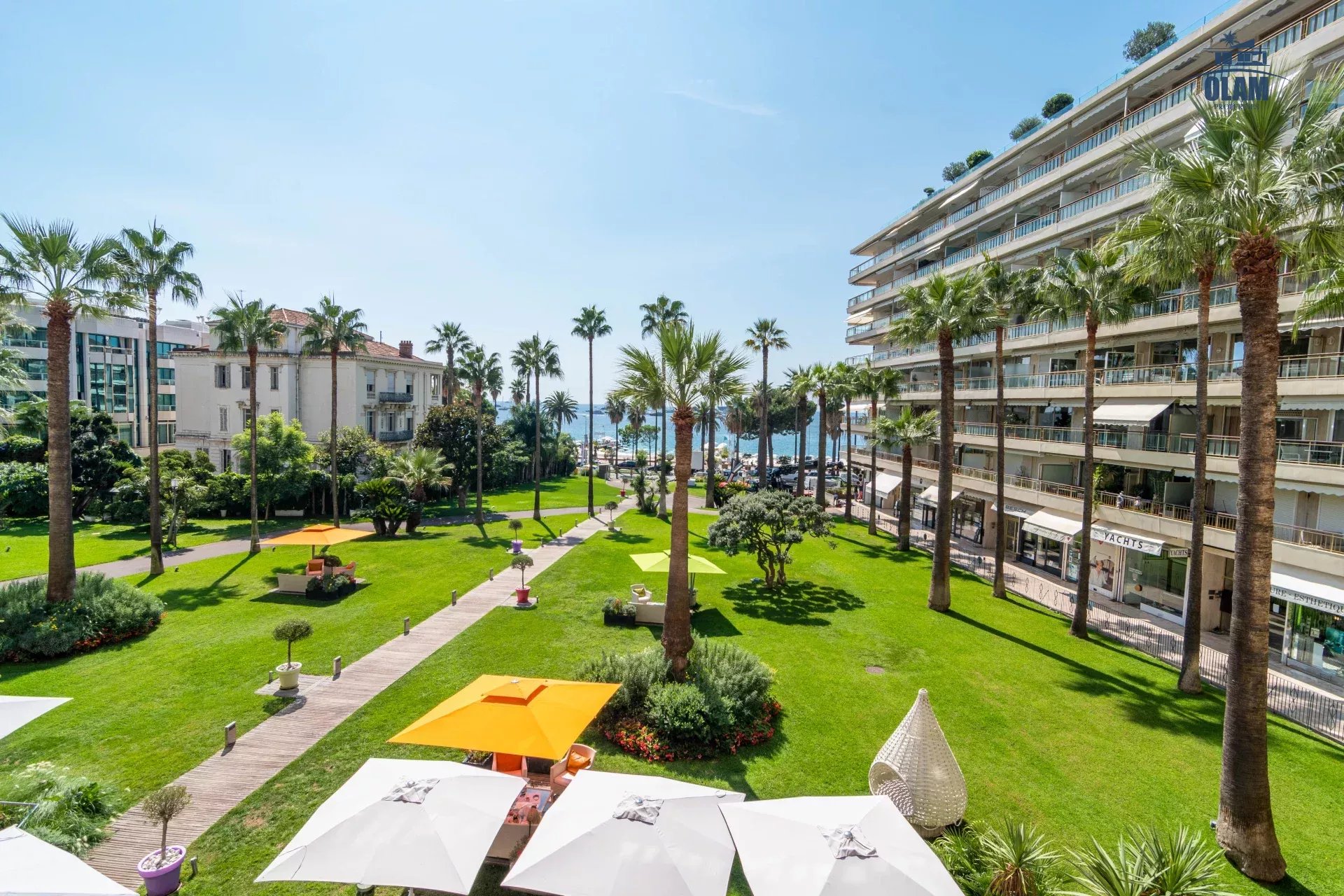Agence immobilière de 