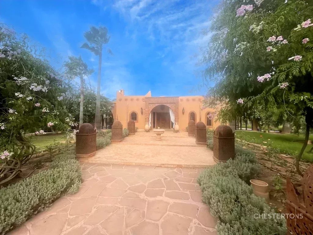 Image of Villa - 4 Bedrooms for Sale in Marrakech-Ménara-Marrakech-Morocco, Image 2