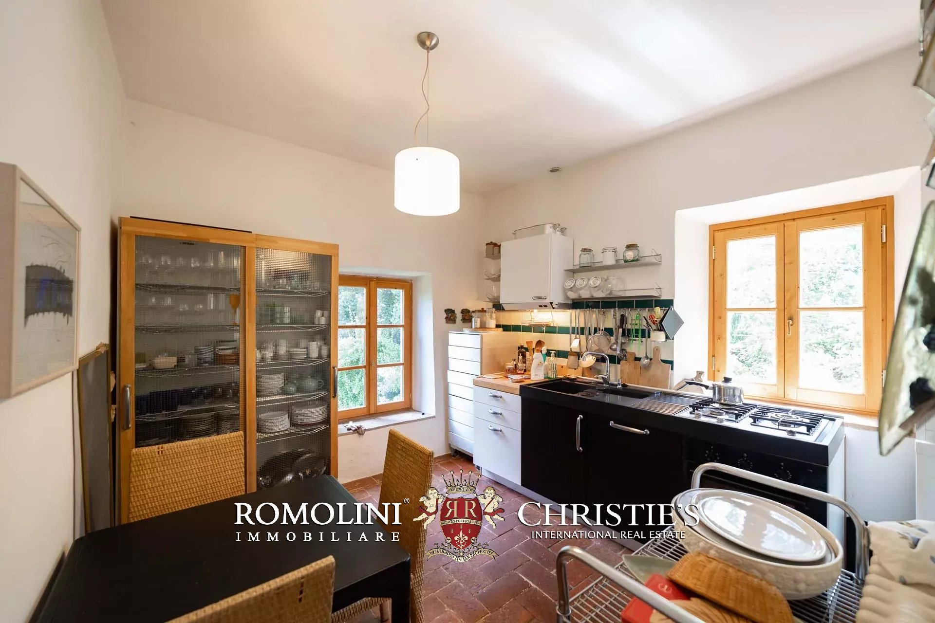 11 Bedroom Villa/Townhouse's Image 115