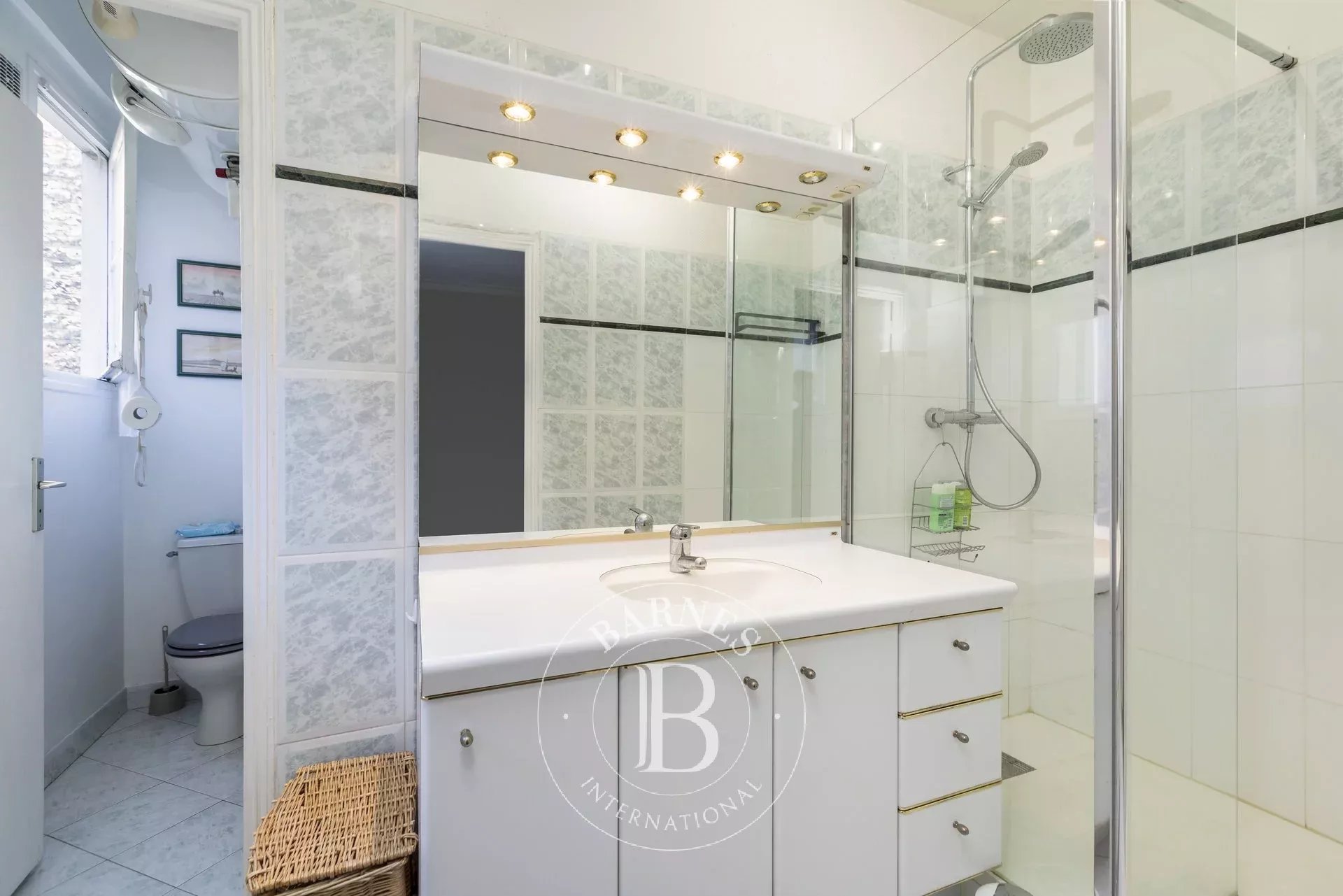 Daire Levallois-Perret - picture 11