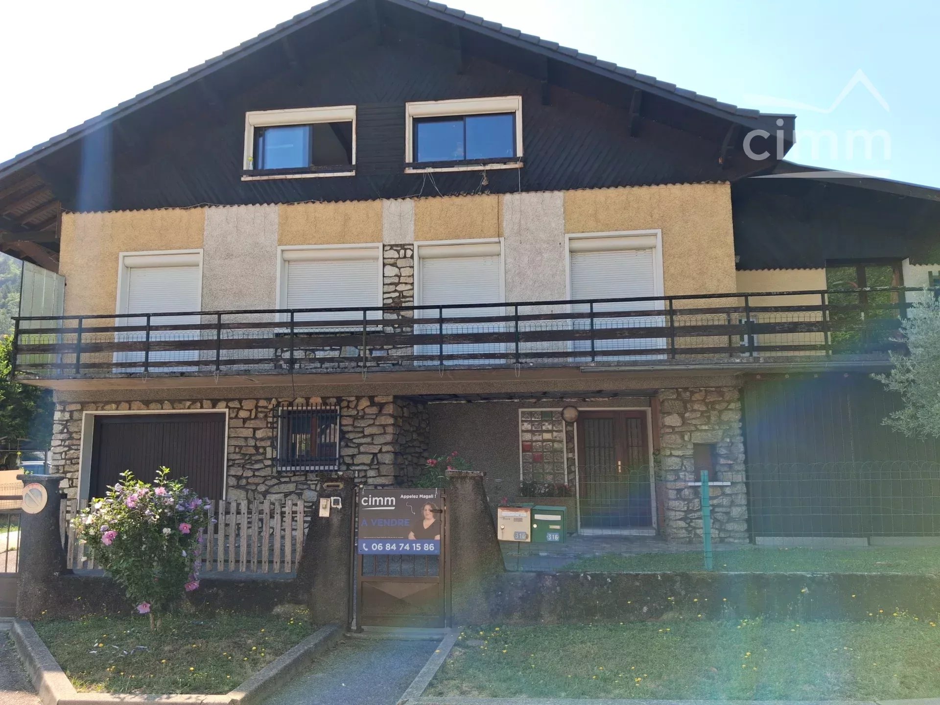 Agence immobilière de 