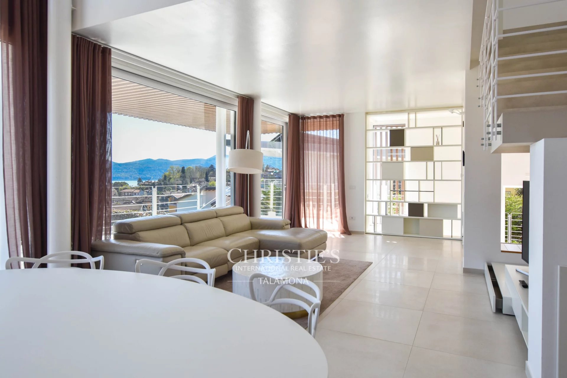 3 Bedroom Villa/Townhouse's Image 40